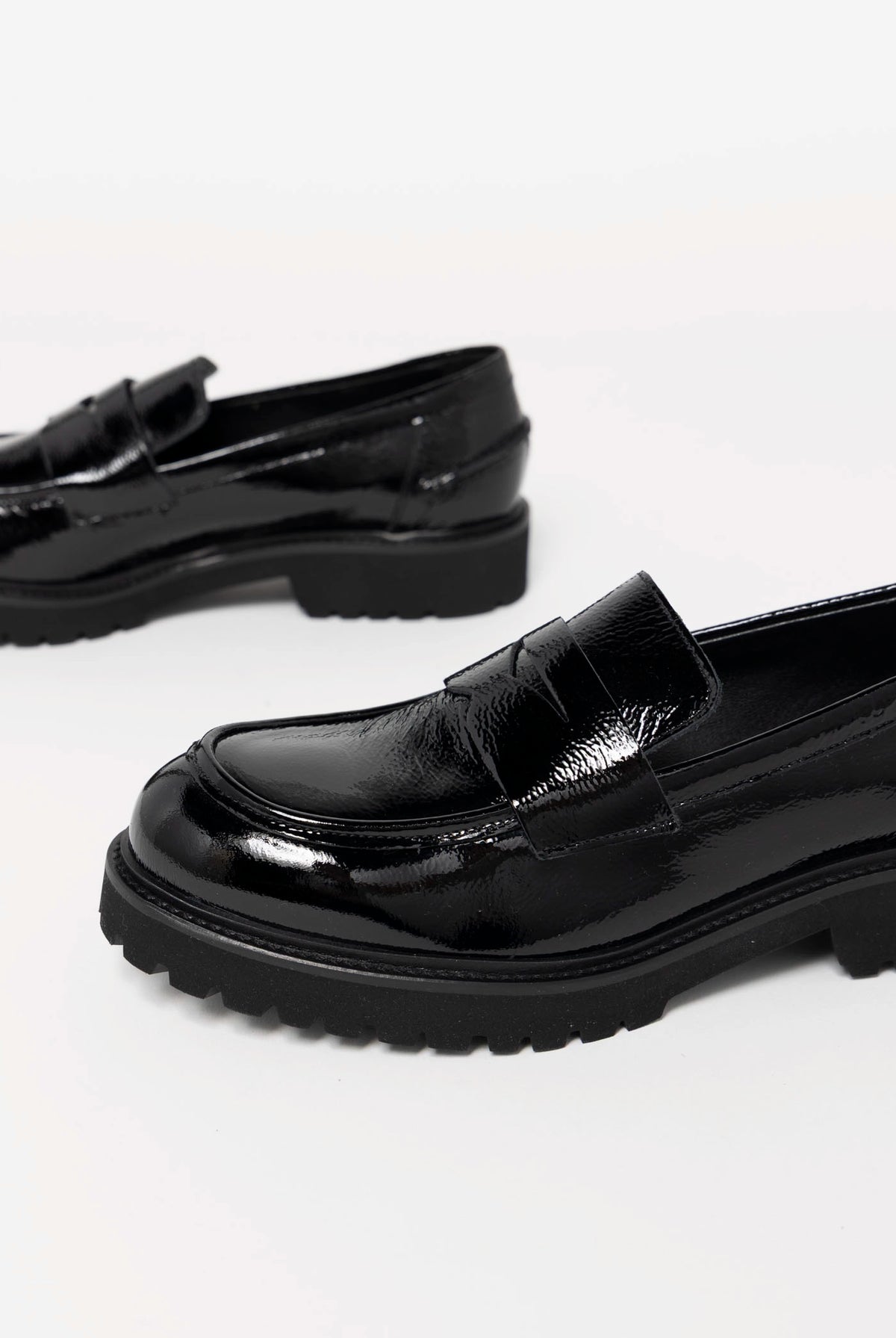 swatch_Black Patent l'idea italian leather penny loafer