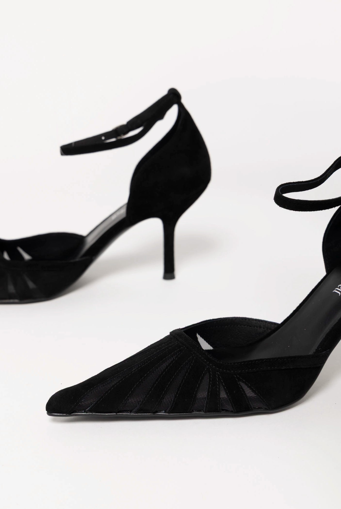 swatch_Black Suede jeffrey campbell titanique two piece pump