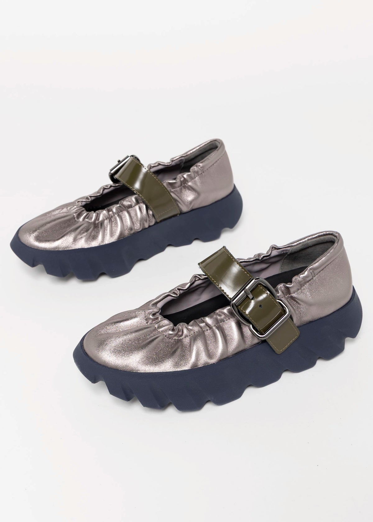 swatch_Gunmetal 4cccccees tura cove sport mary jane