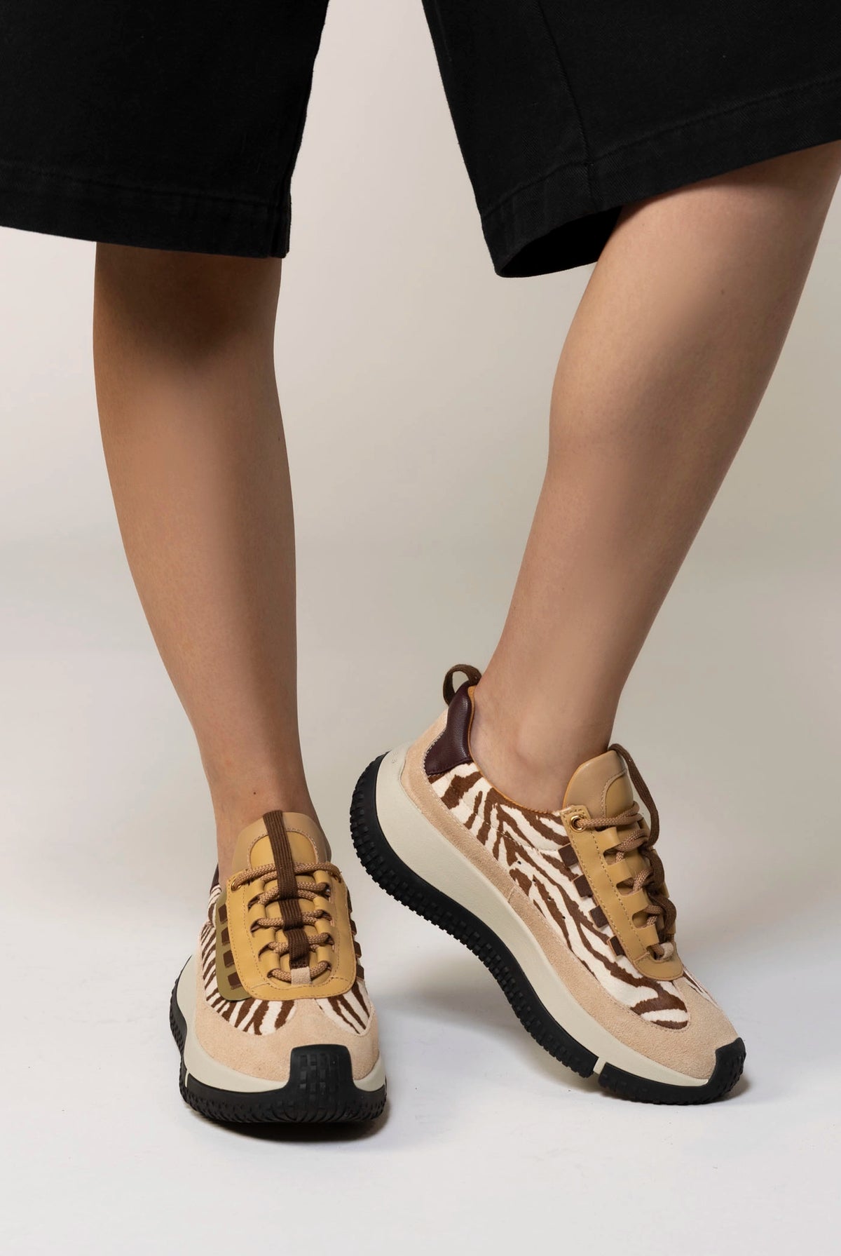 swatch_Zebra 4ccccees kapok pinto sneaker