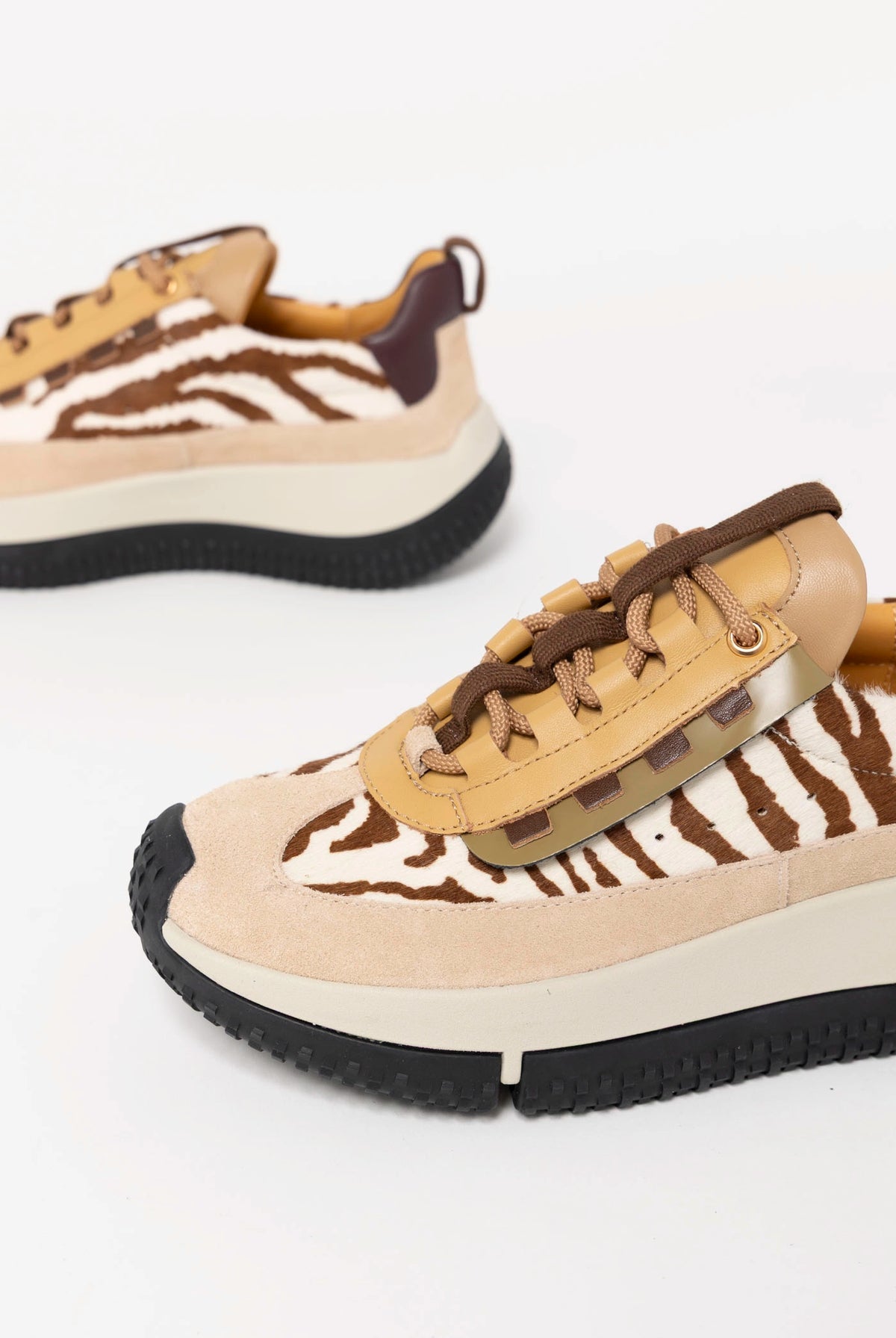 swatch_Zebra 4ccccees kapok pinto sneaker