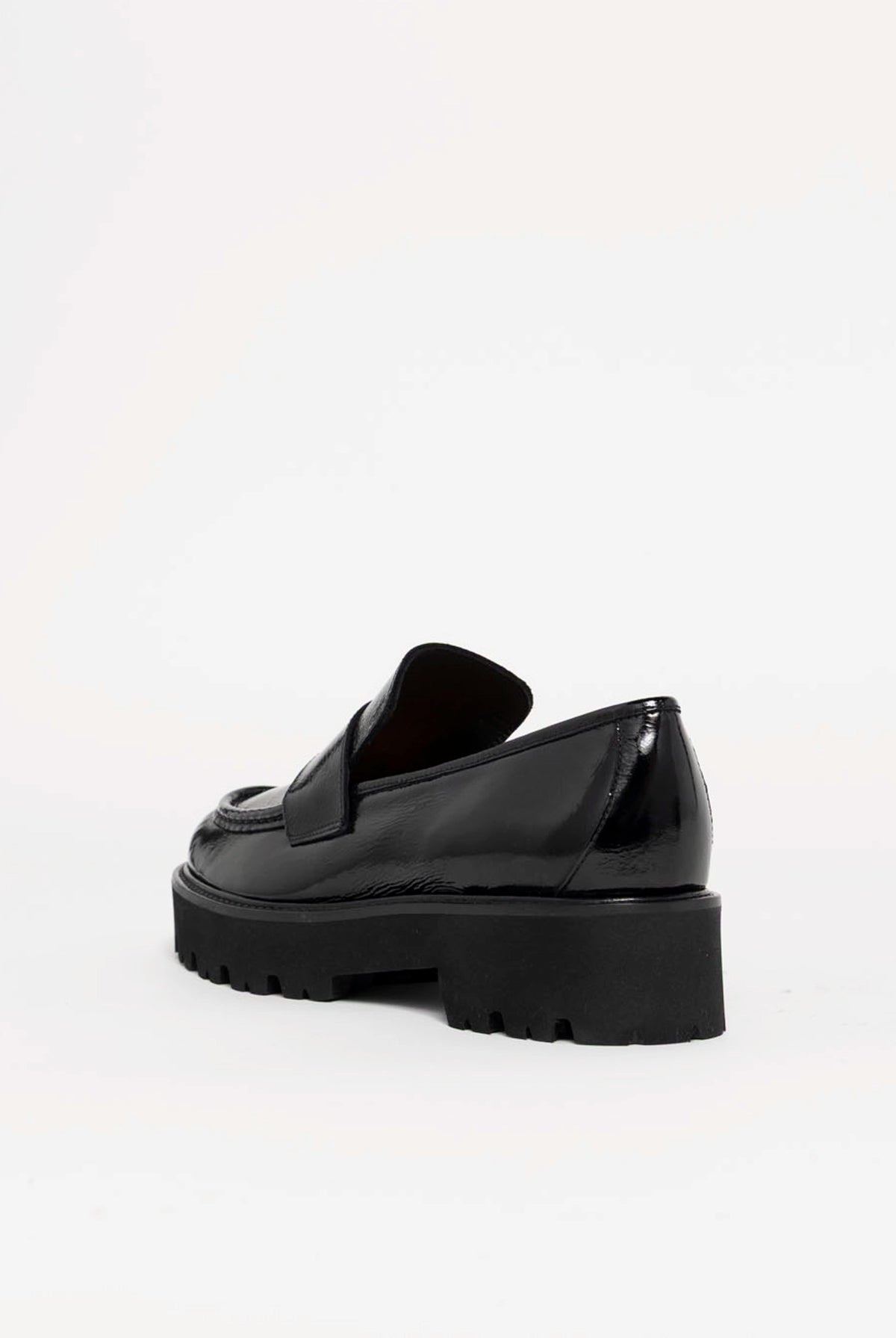 swatch_Black Patent l'idea lug sole loafer
