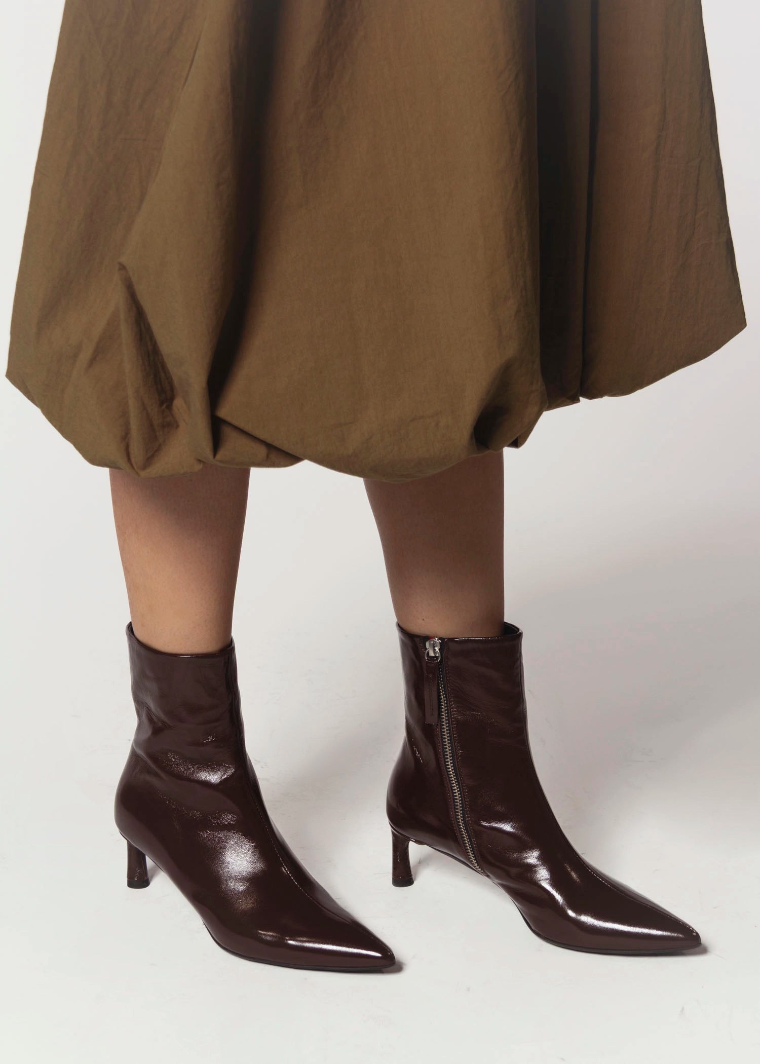 swatch_brown patent gil boot