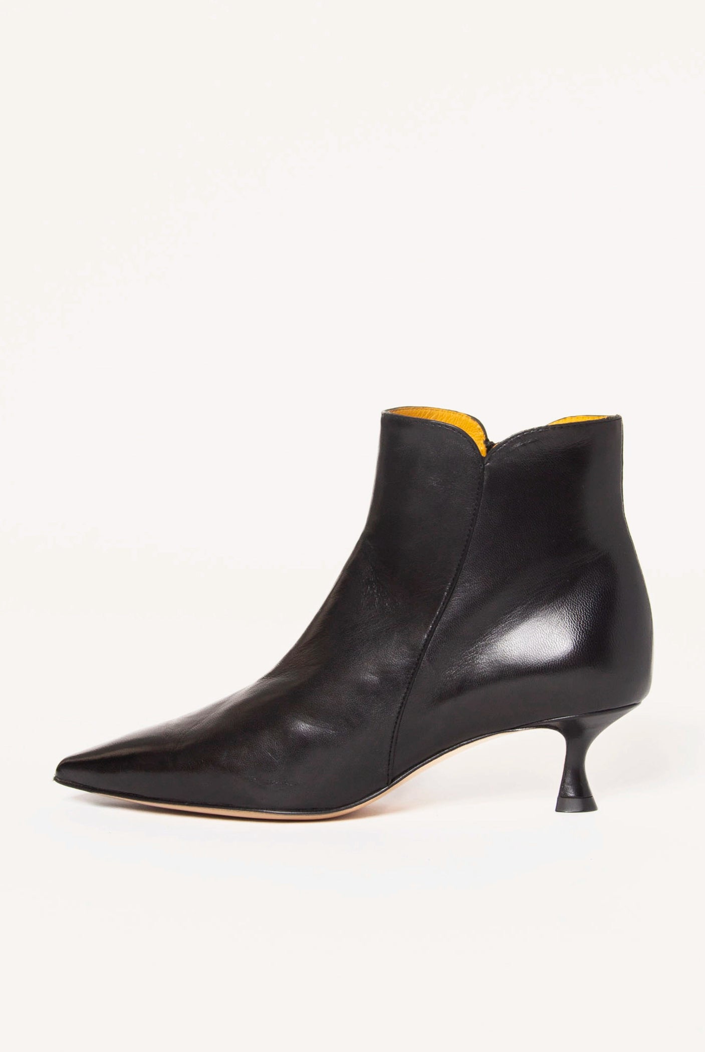 swatch_black leather mara bini ankle boot