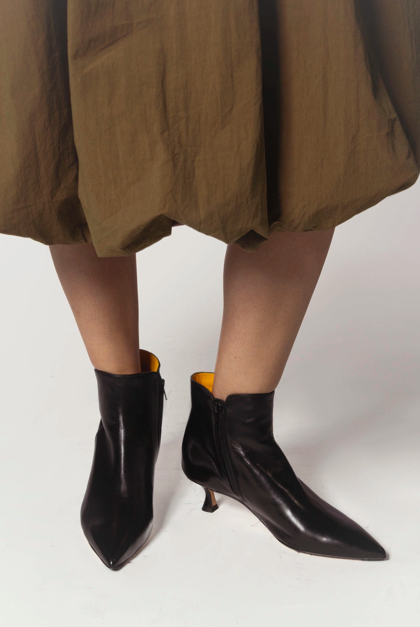 swatch_black leather mara bini ankle boot