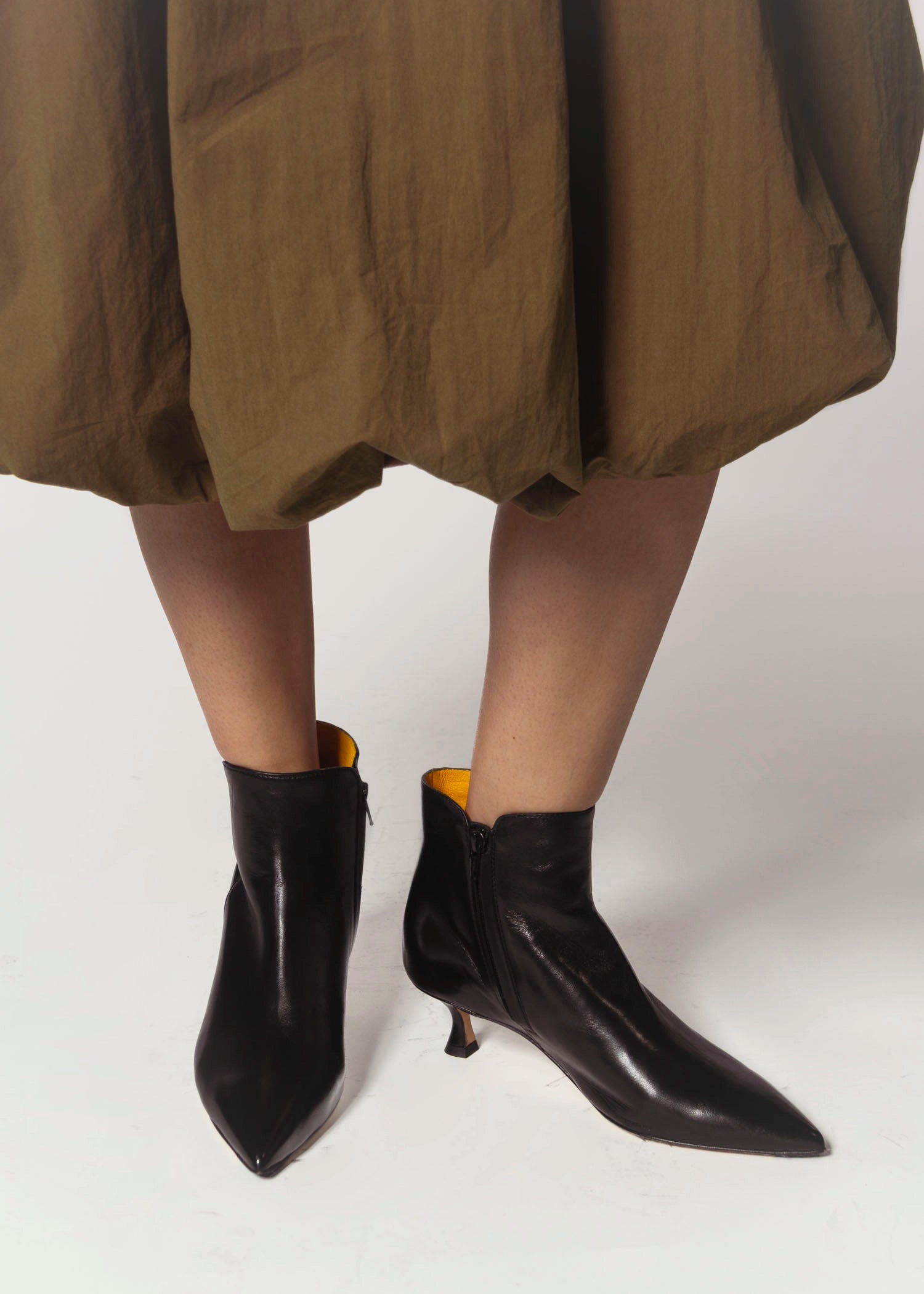 swatch_black leather mara bini ankle boot