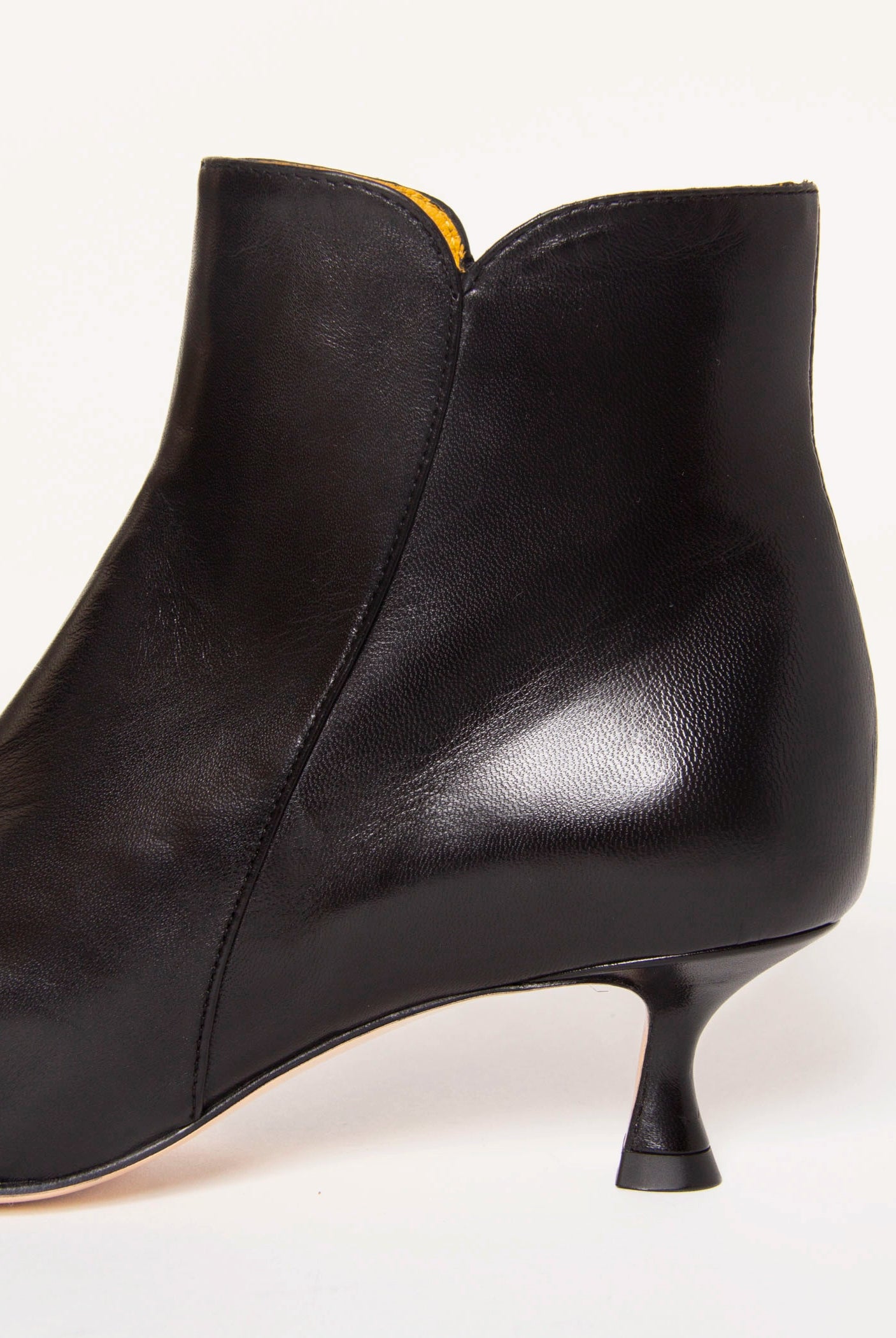 swatch_black leather mara bini ankle boot