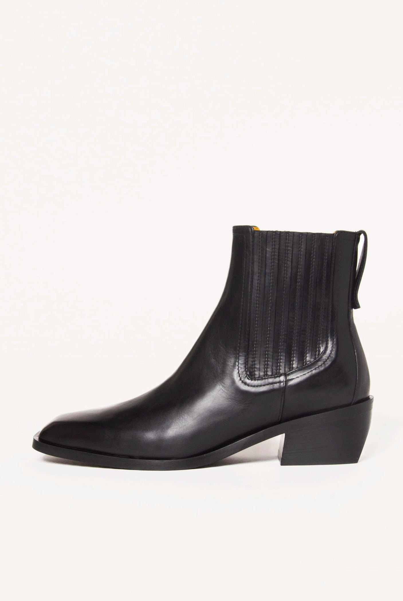 swatch_black leather ankle boot