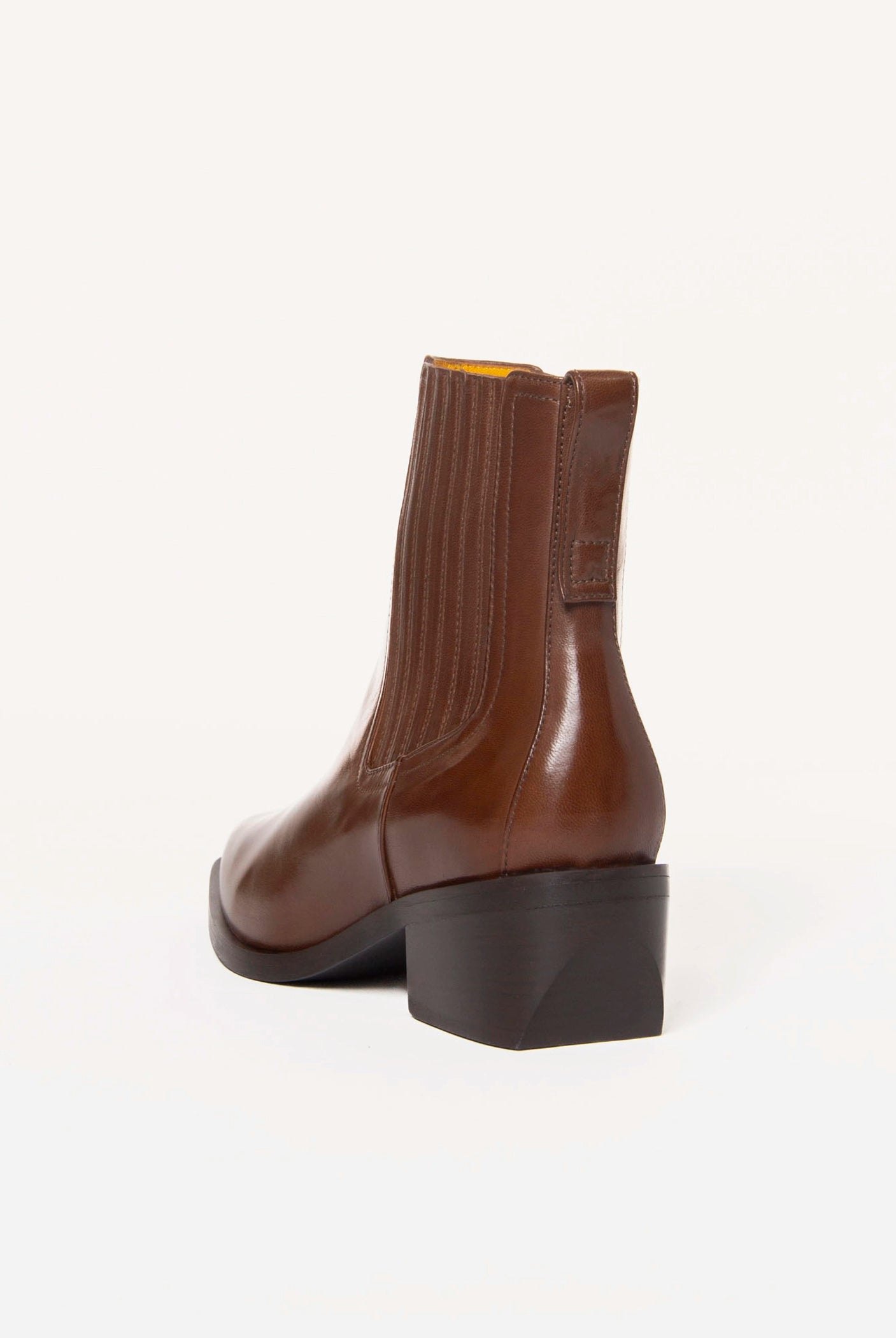 swatch_whiskey leather ankle boot