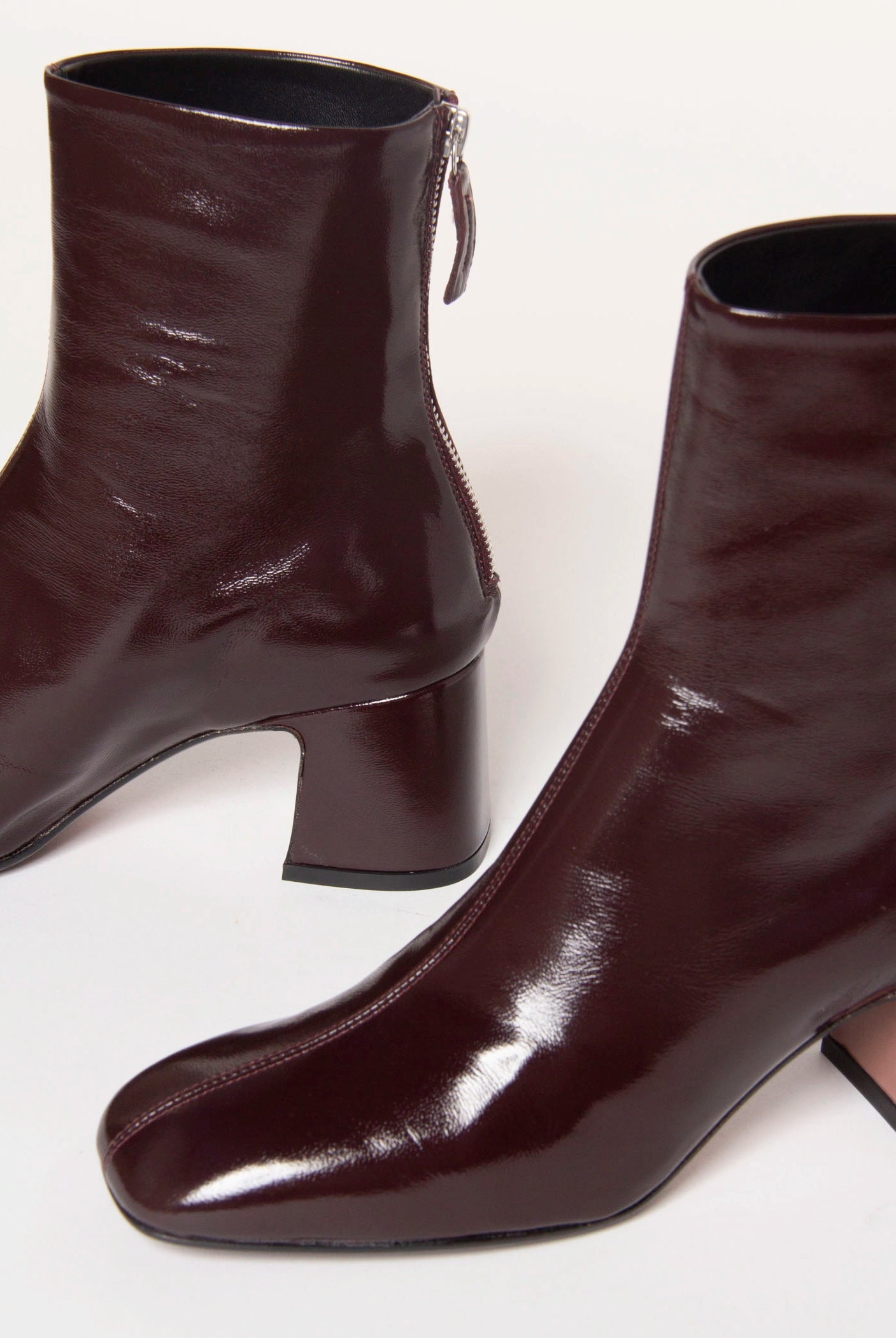 swatch_Brown Patent leather ankle boot