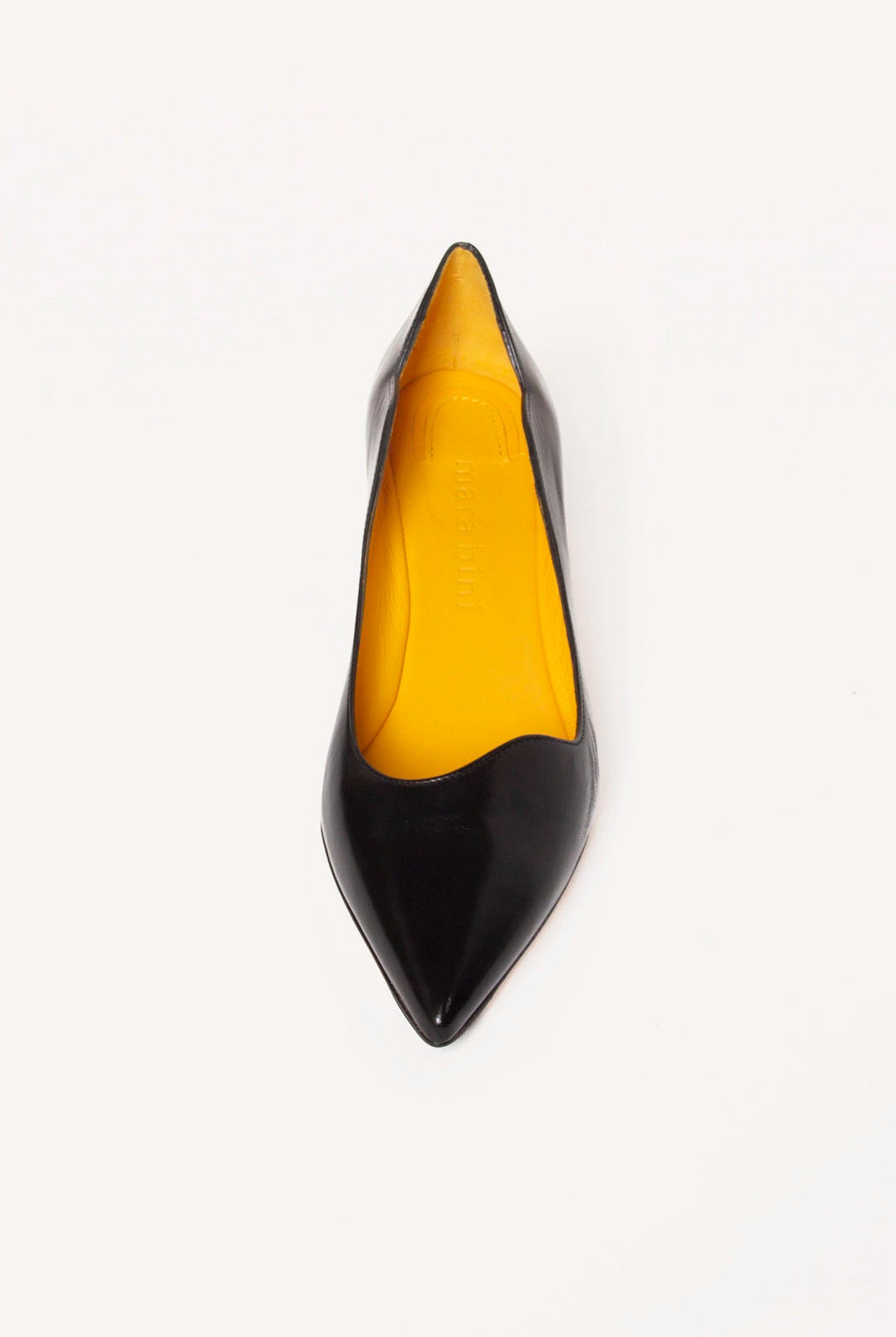 swatch_Black Leather pump