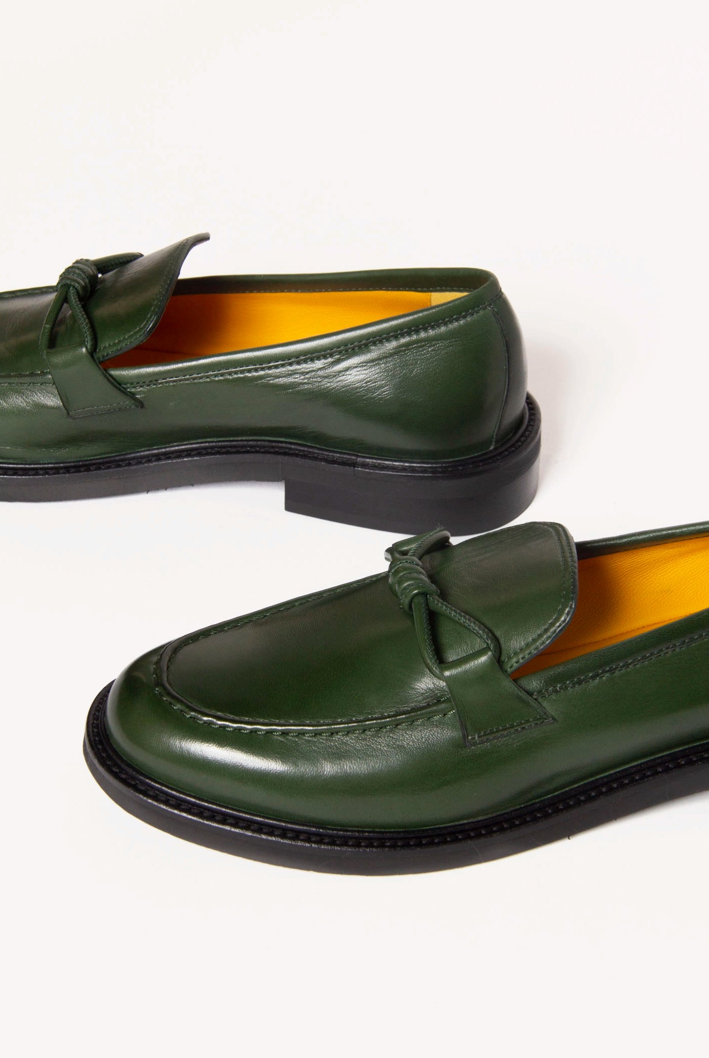 swatch_Dark Green Leather loafer