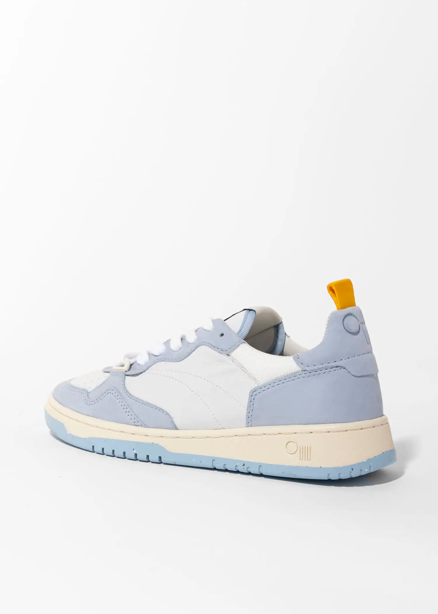 swatch_Blue Vapor phoenix sneaker