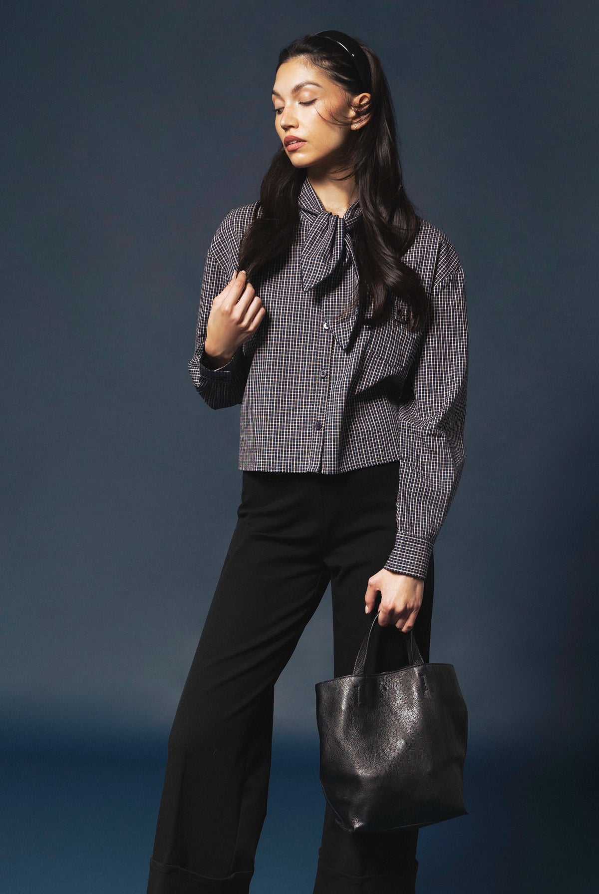 swatch_Black latico fiona leather crossbody bag