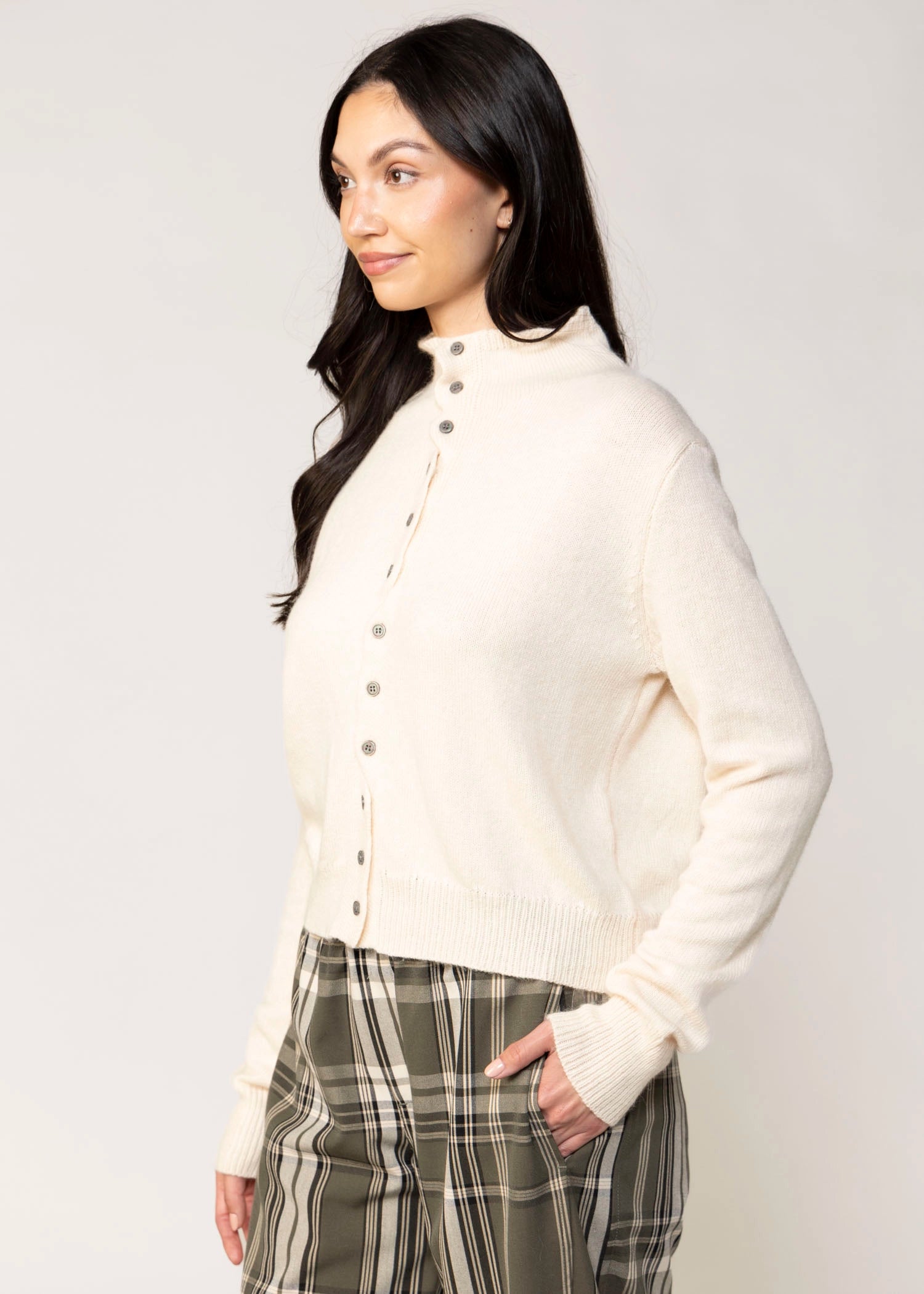 swatch_Beige funnel neck cardigan