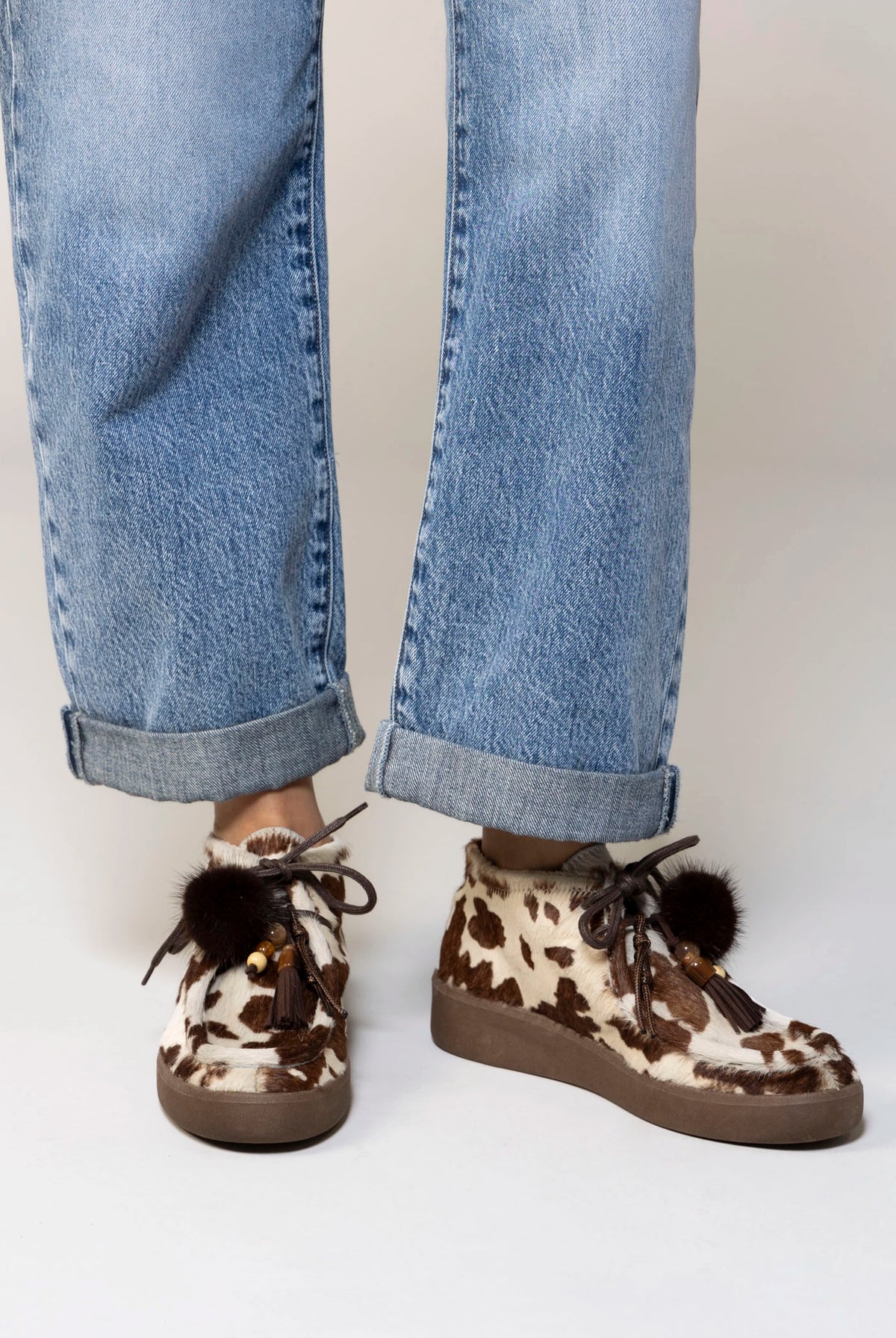 swatch_Cow Haircalf l'idea italian suede wallabee ankle boot