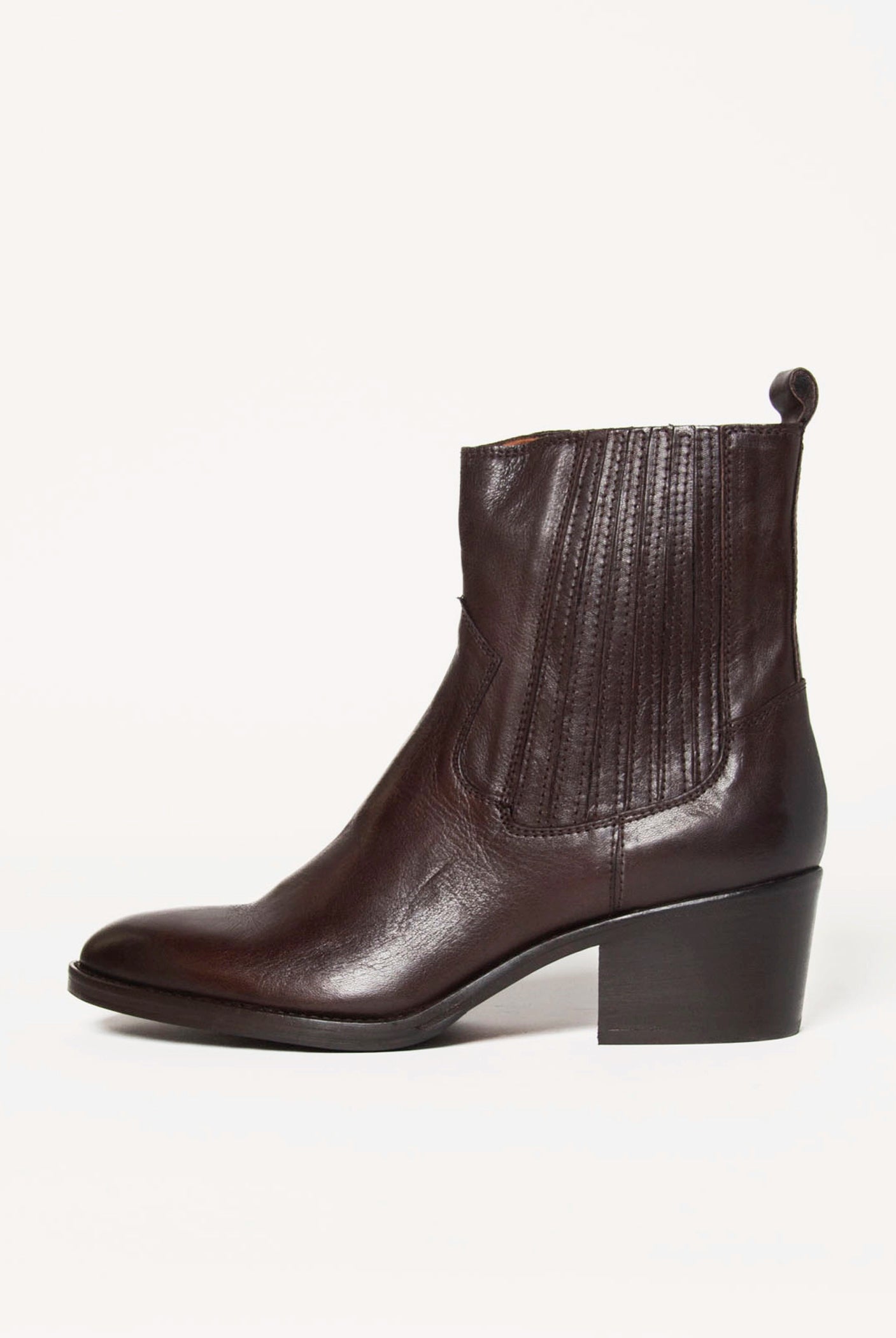 swatch_Dark Brown Leather chelsea boot