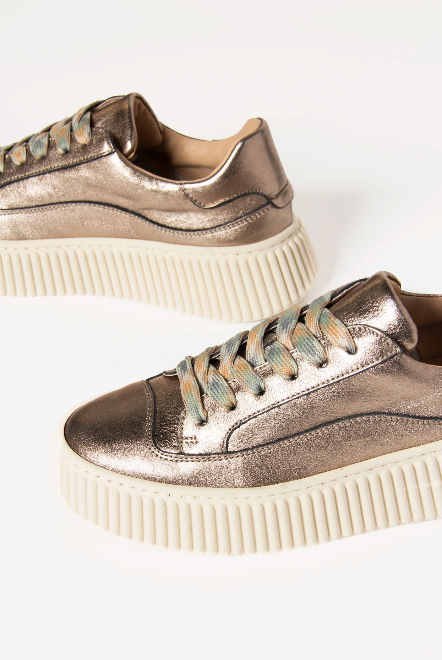swatch_Pewter Leather creeper sneaker