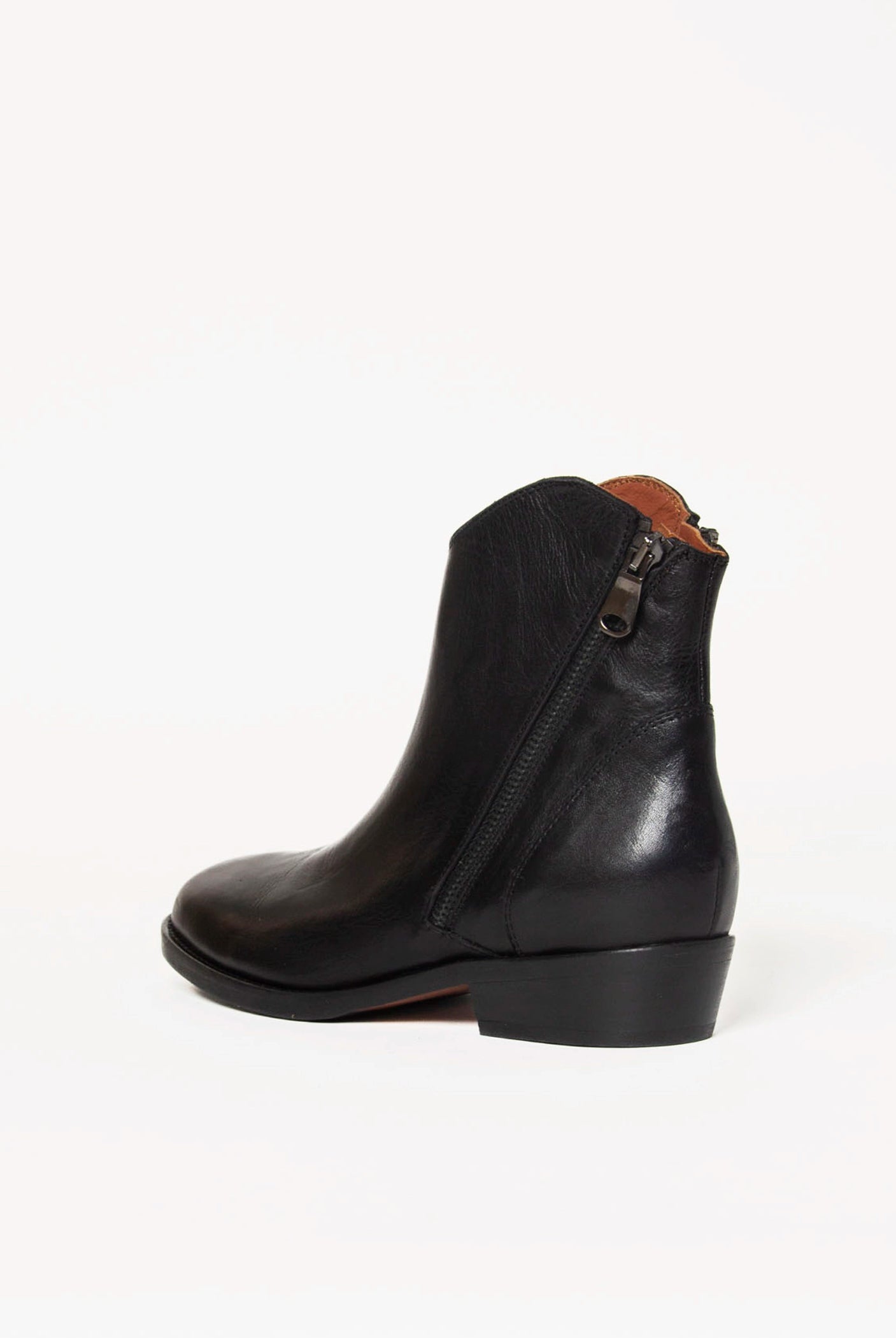 swatch_Black Leather ankle boot shoes