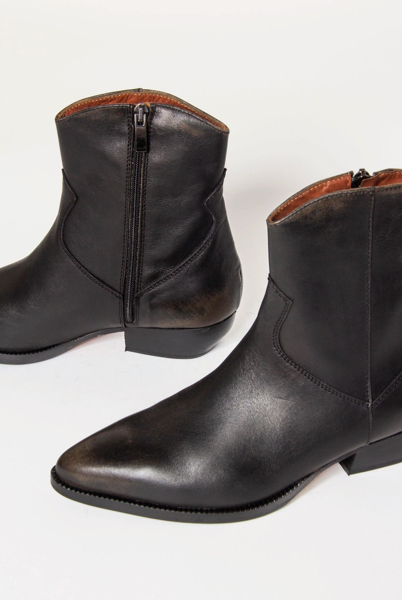 swatch_Black Leather western boot shoes