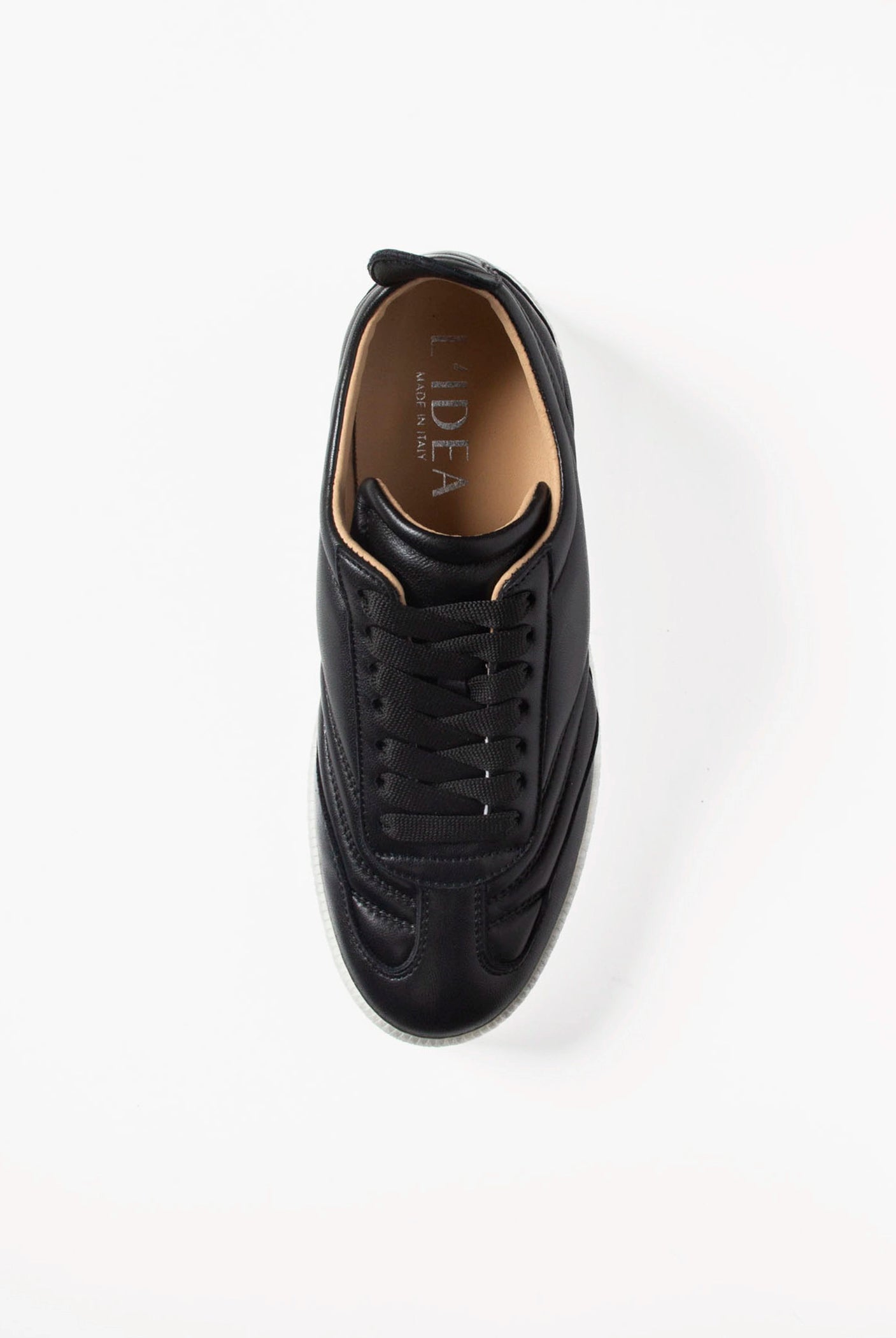 swatch_Black Leather sneaker