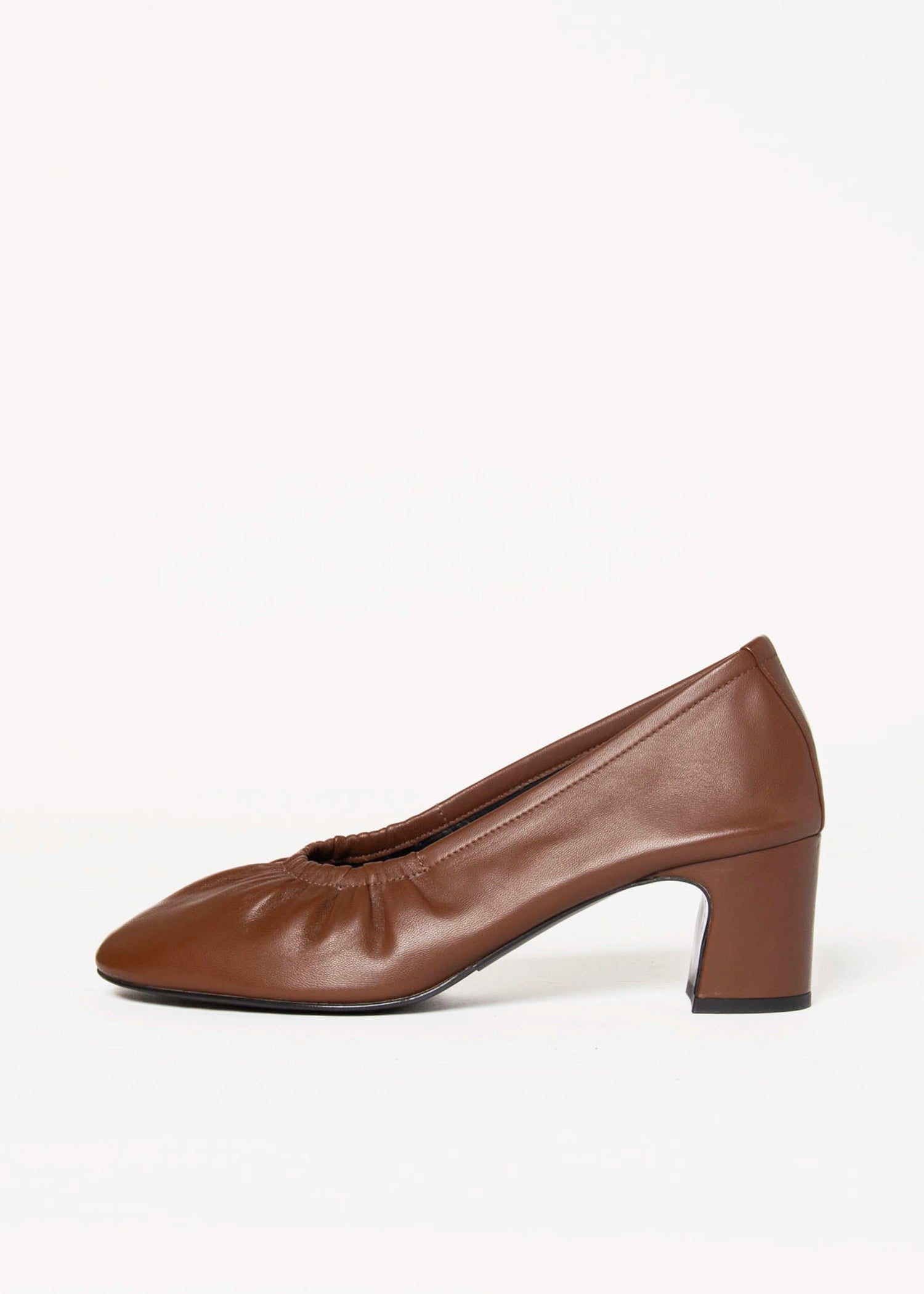 swatch_Brown Leather ruched pump shoes