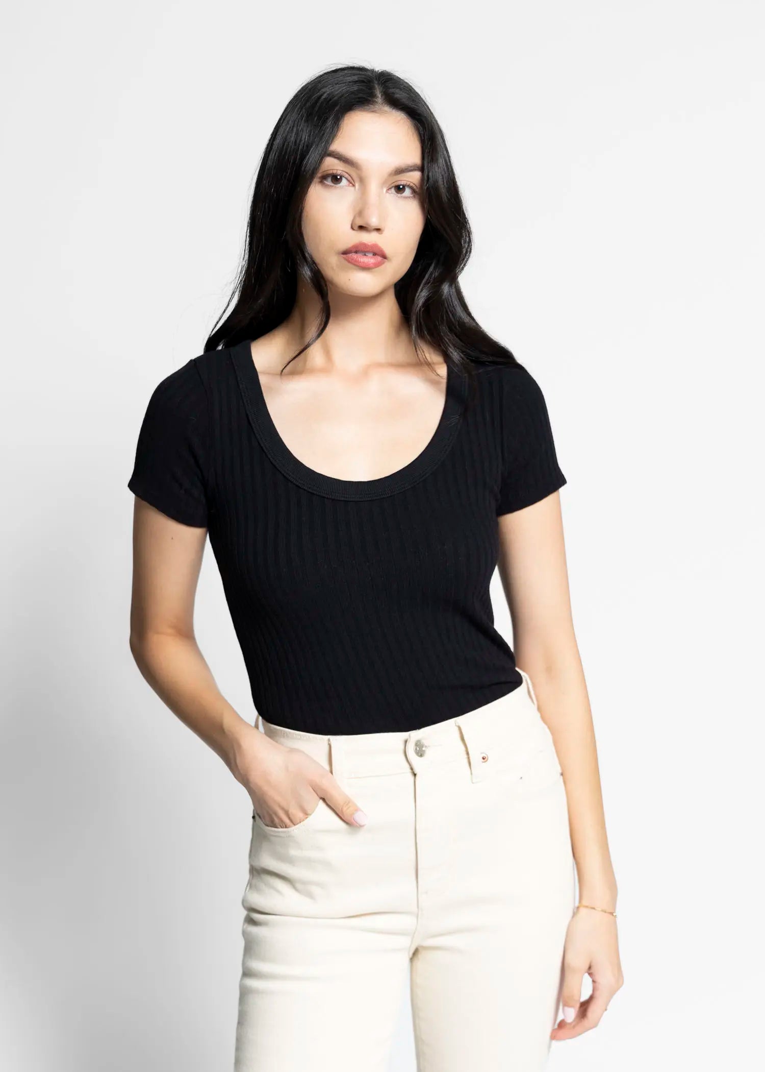 swatch_black julie scoop neck rib tee apparel