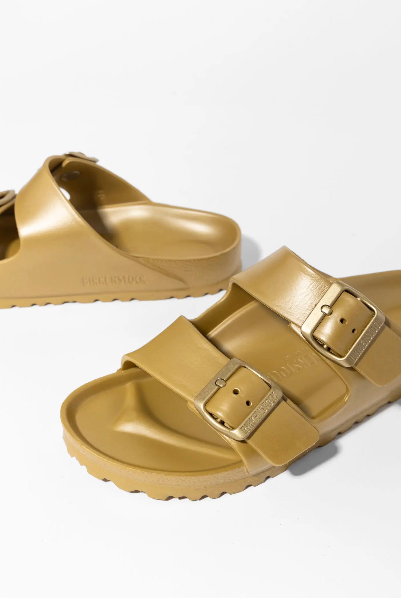 swatch_gold arizona eva sandal flat sandals