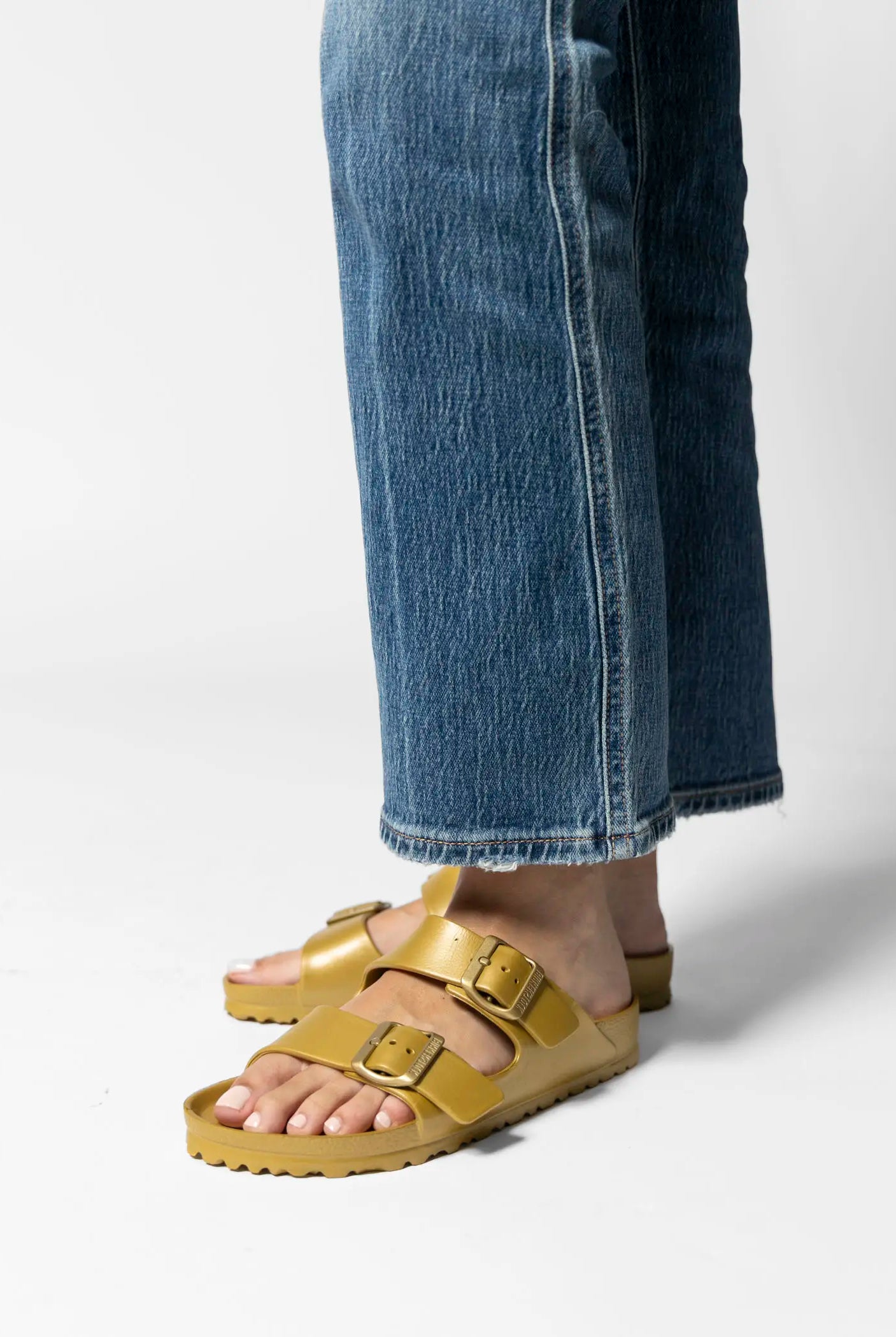 swatch_gold arizona eva sandal flat sandals