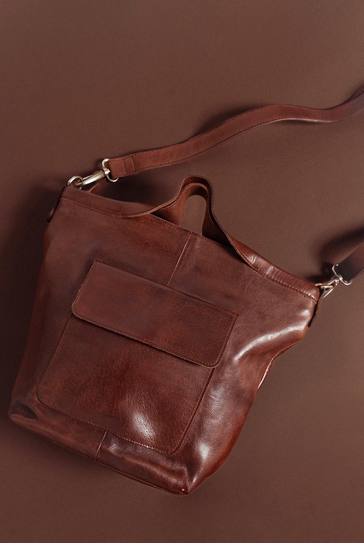 swatch_Dark Brown latico bianca leather crossbody bag
