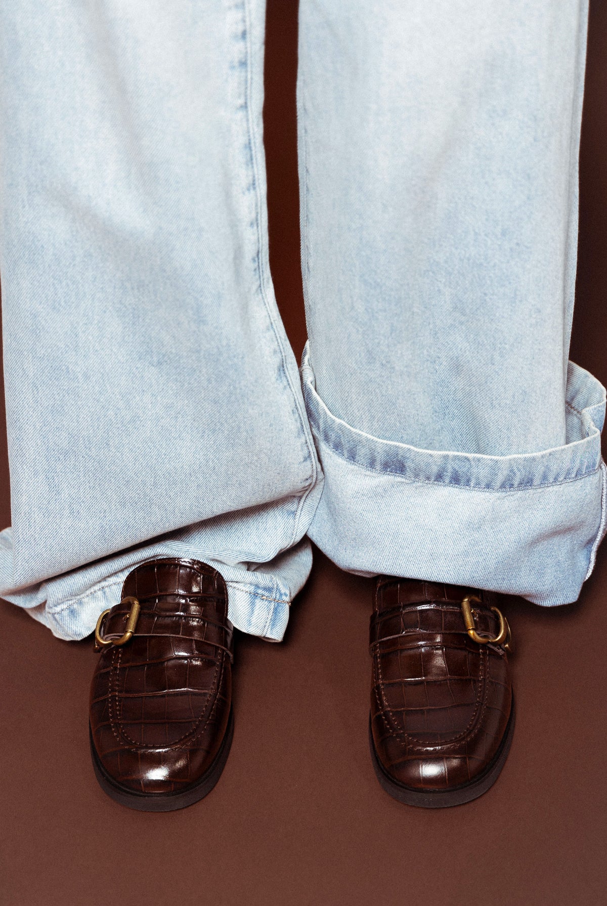swatch_Brown Croco l'idea croc embossed loafer