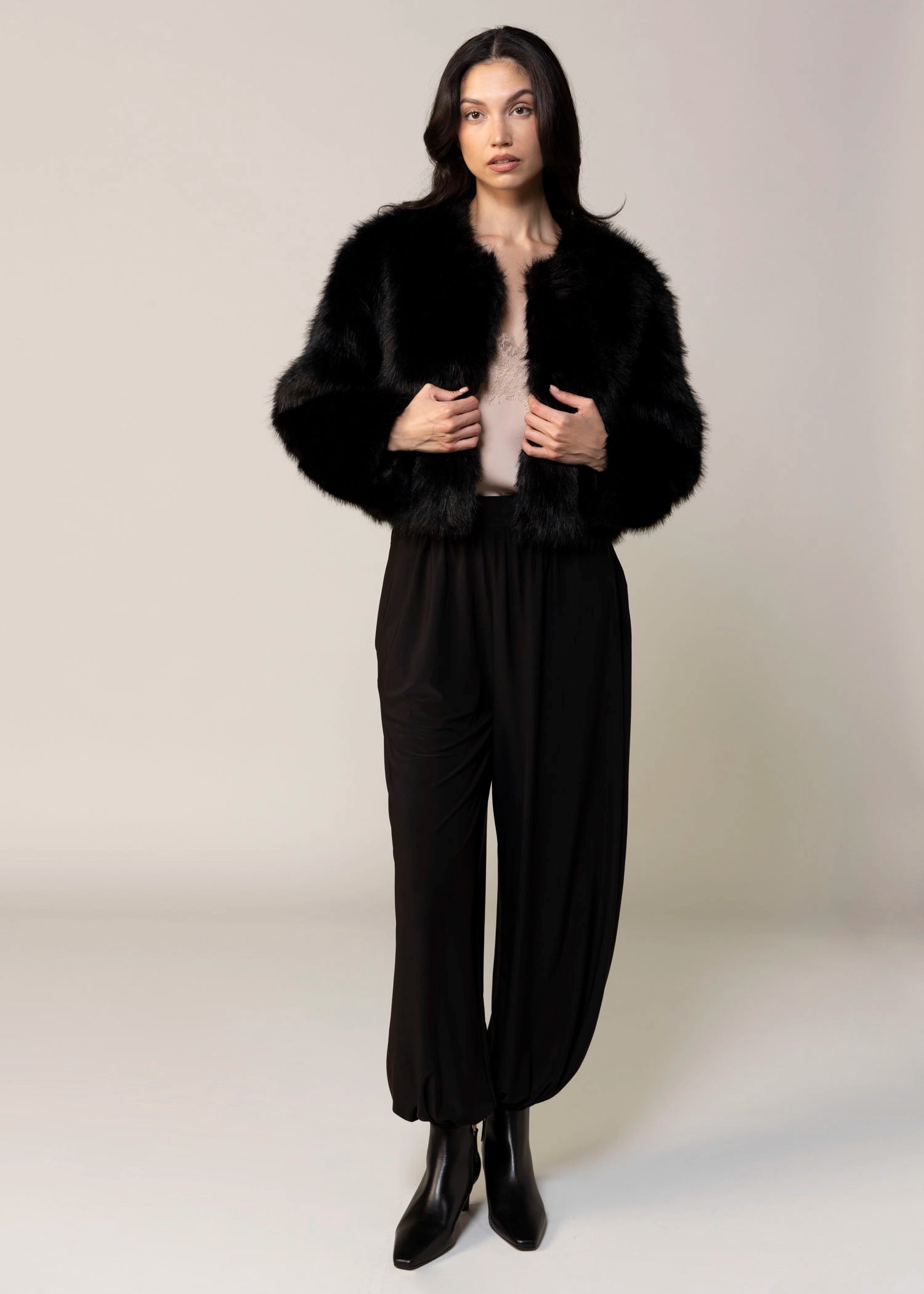 swatch_Black blank nyc cropped faux fur jacket in rotaion