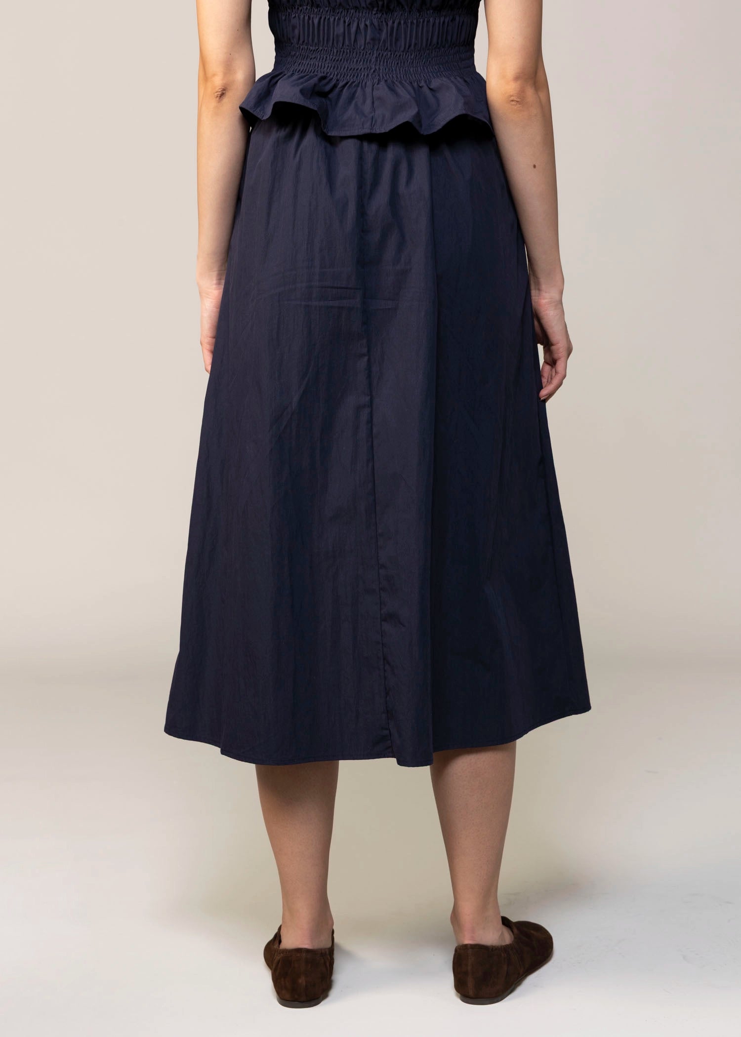 swatch_Navy sadie and sage cotton midi skirt