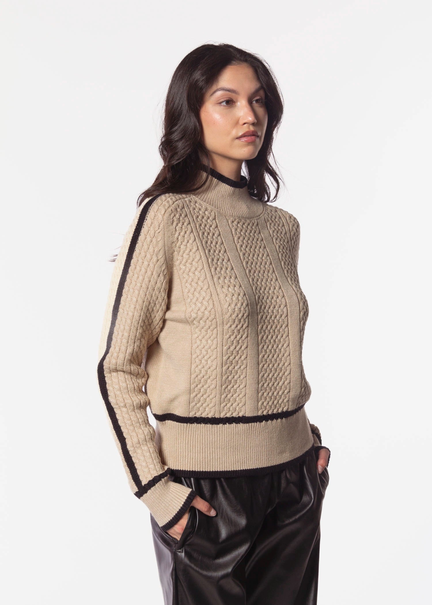 swatch_Ecru kevin sweater deluc apparel