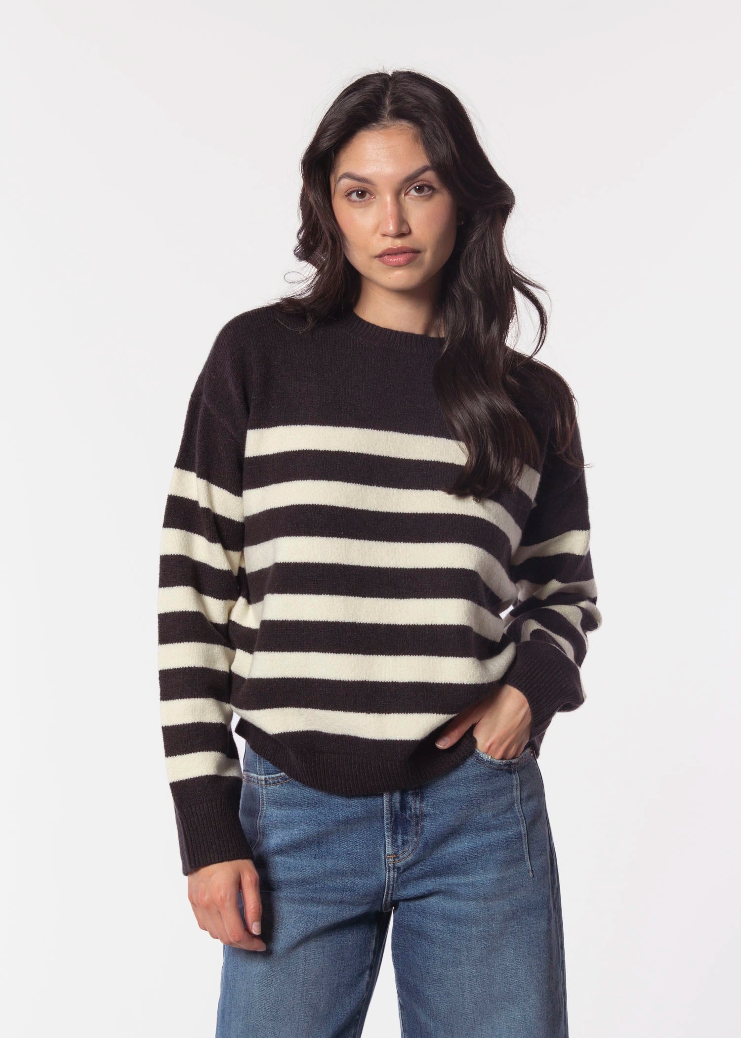 swatch_Black/Ivory daze denim carlyle sweater