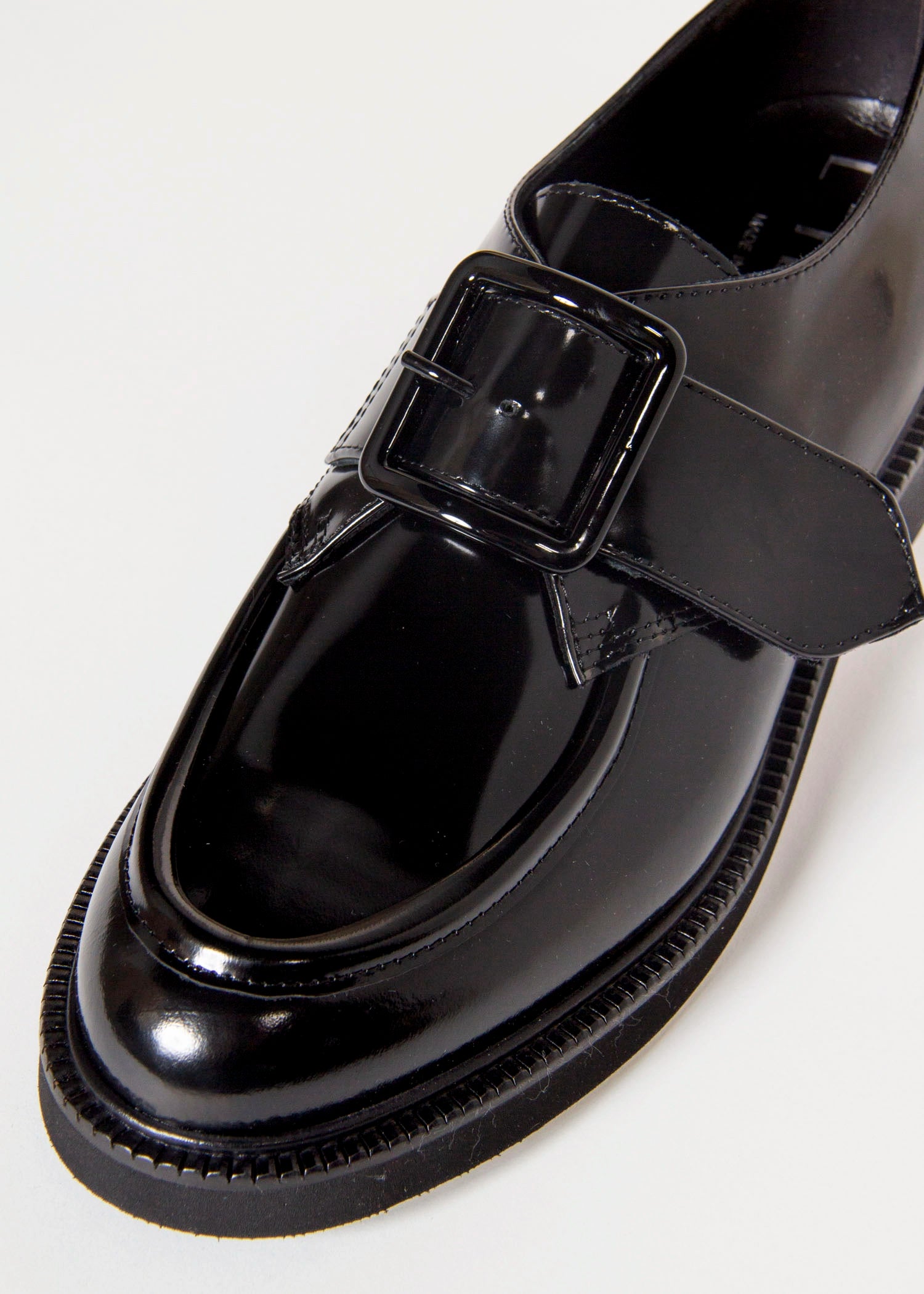 swatch_Black Leather buckle loafer shoes