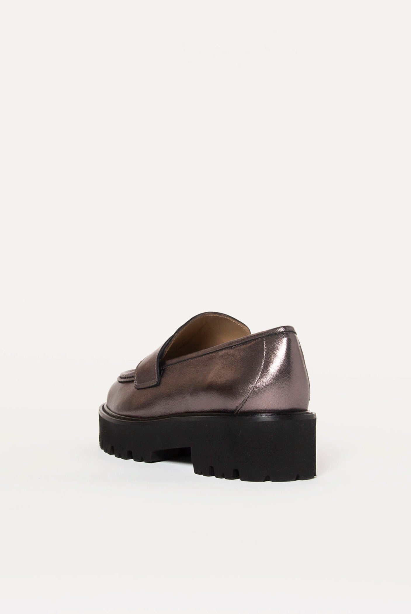 swatch_Pewter Leather lug sole loafer shoes