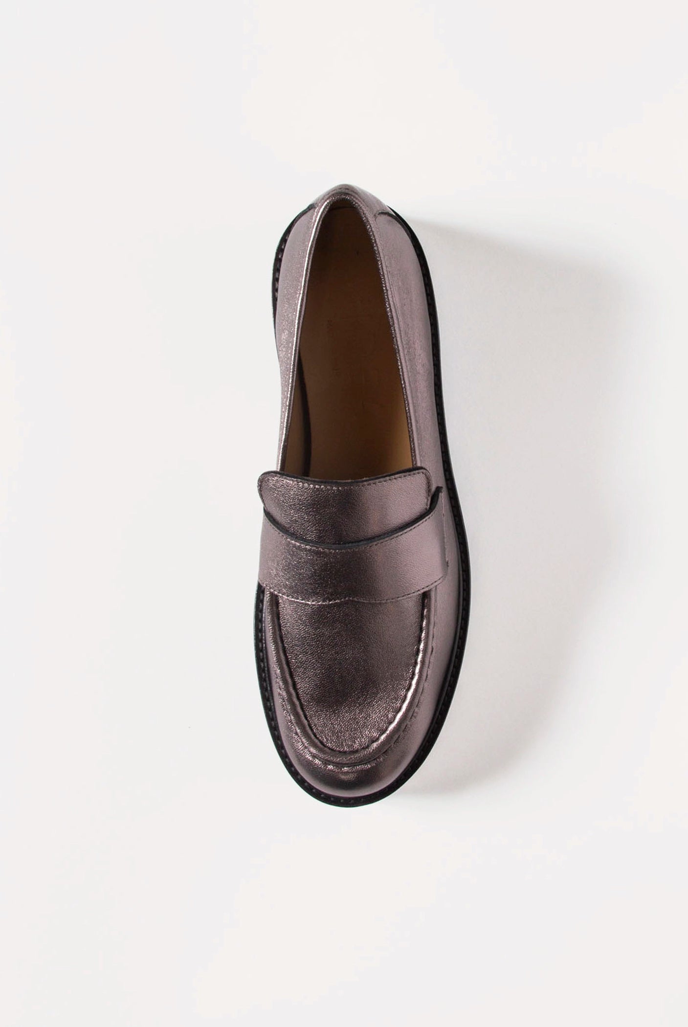 swatch_Pewter Leather lug sole loafer shoes