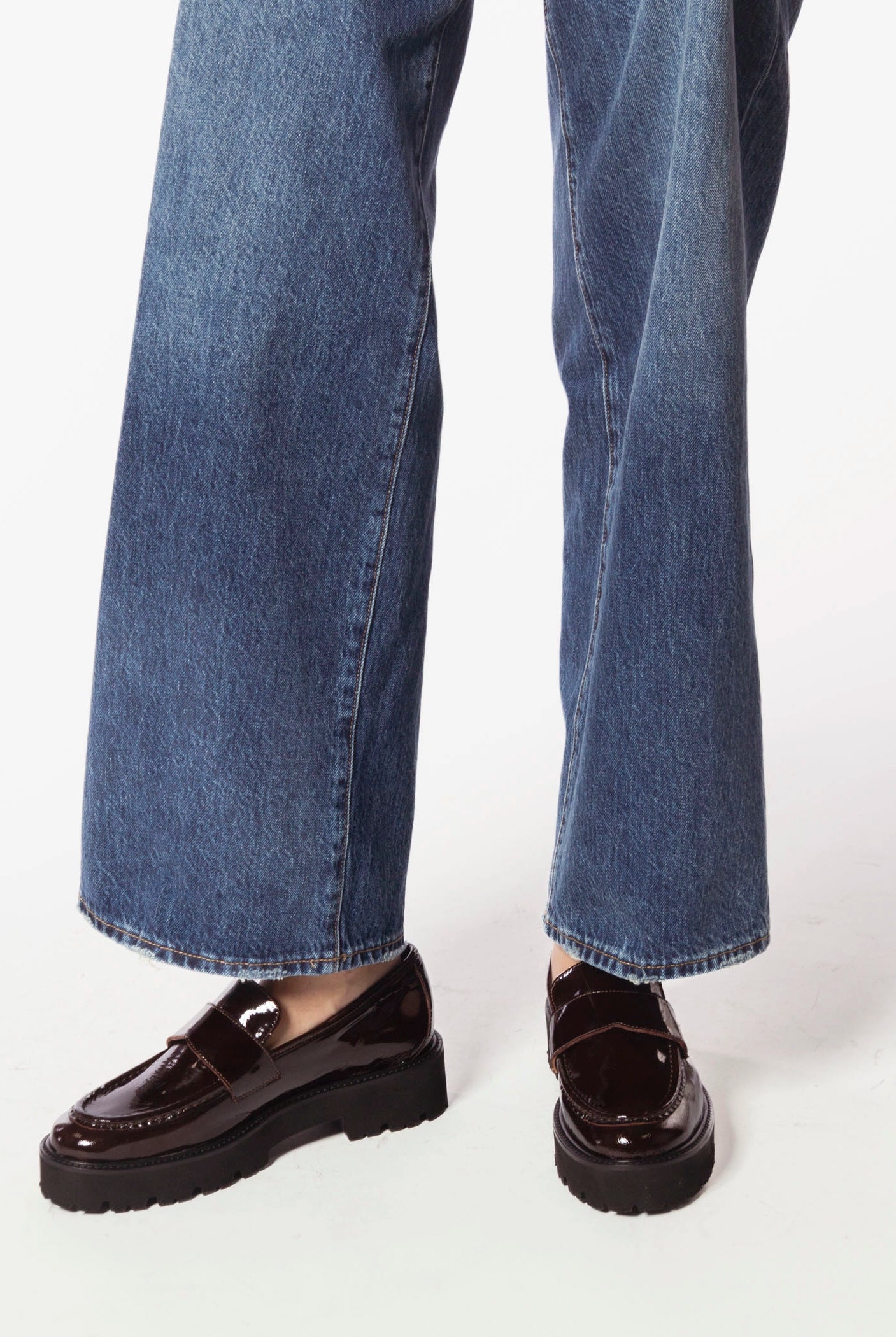 swatch_Brown Patent lug sole loafer shoes