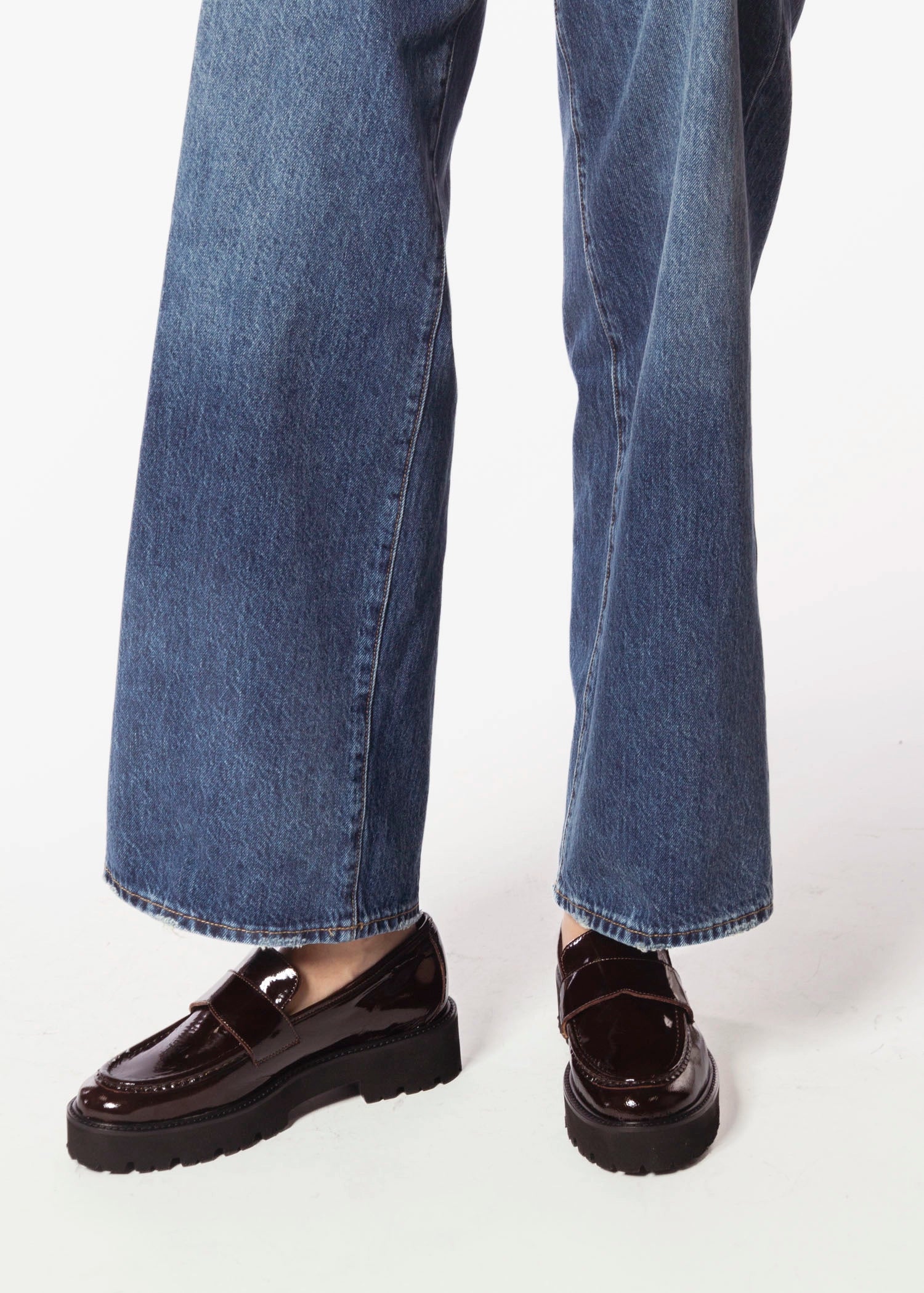 swatch_Brown Patent lug sole loafer shoes