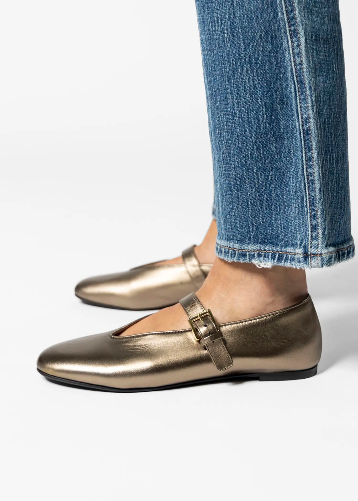 swatch_bronze leather leather mary jane flat shoes