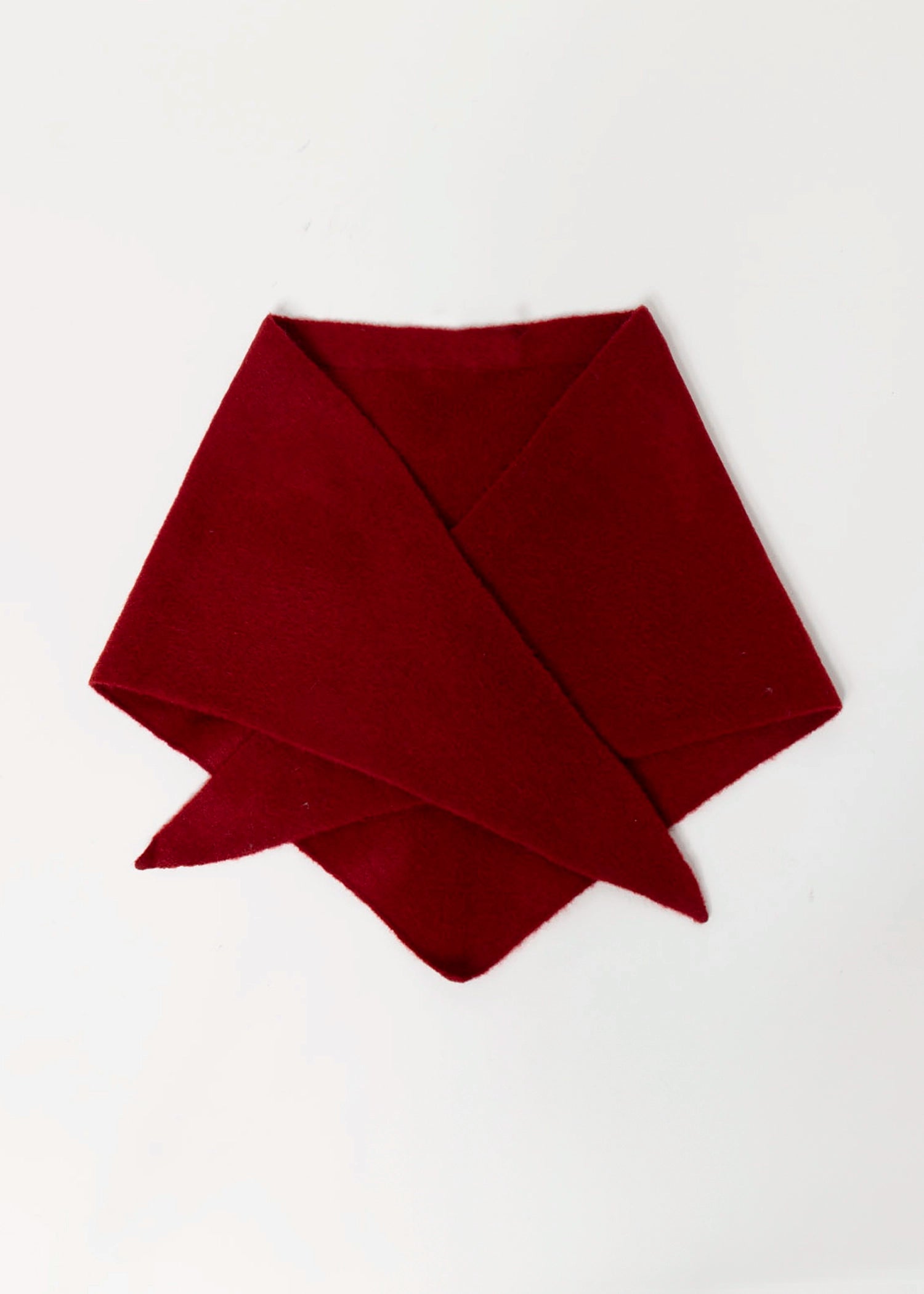 swatch_Red wool knit triangle scarf