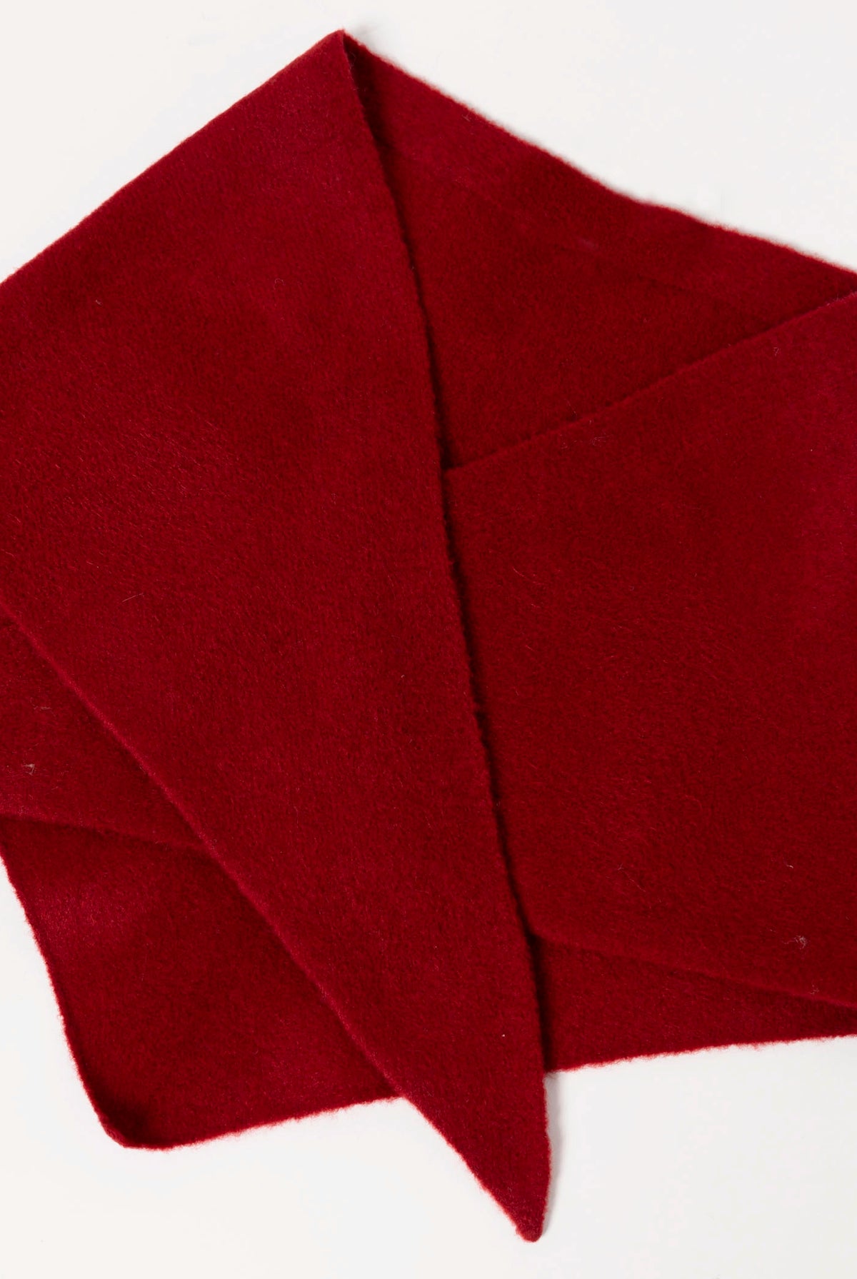 swatch_Red wool knit triangle scarf