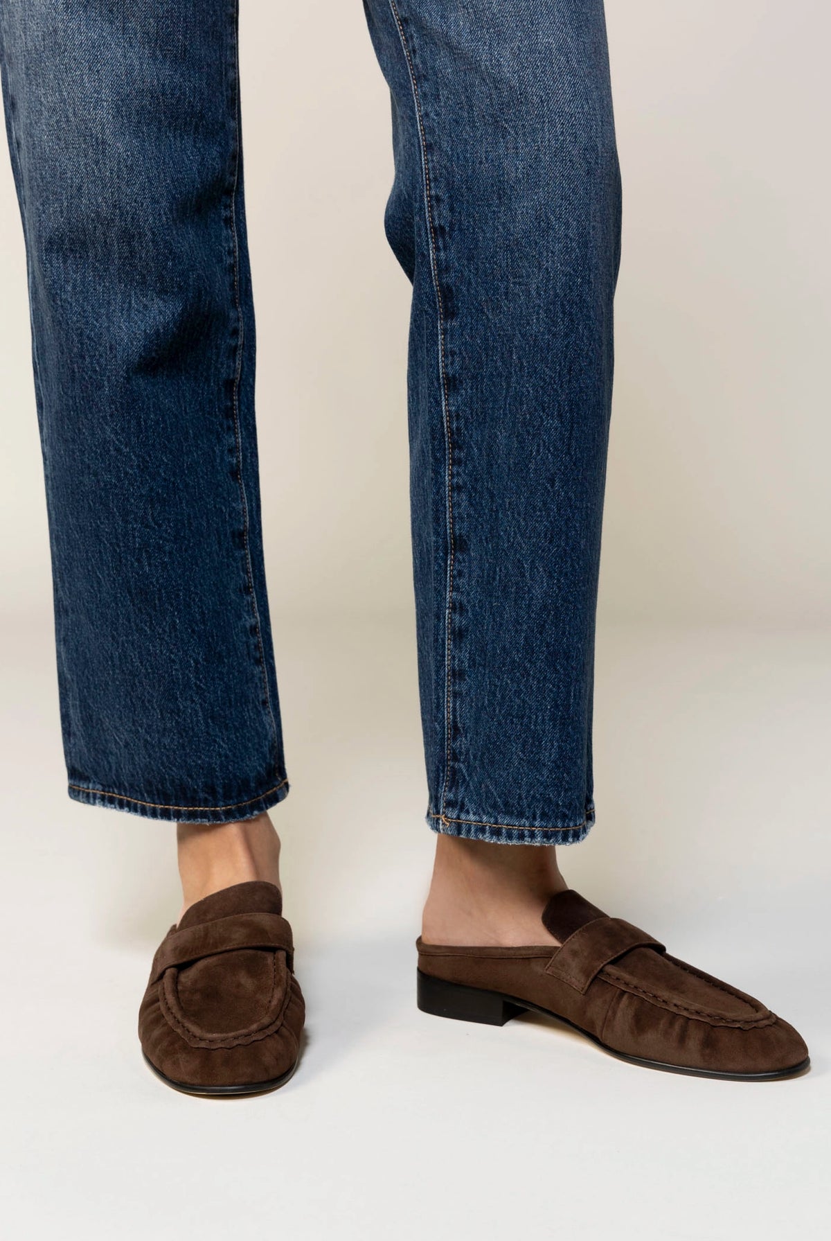 swatch_Espresso Suede tony bianco glacier ruched mule loafer