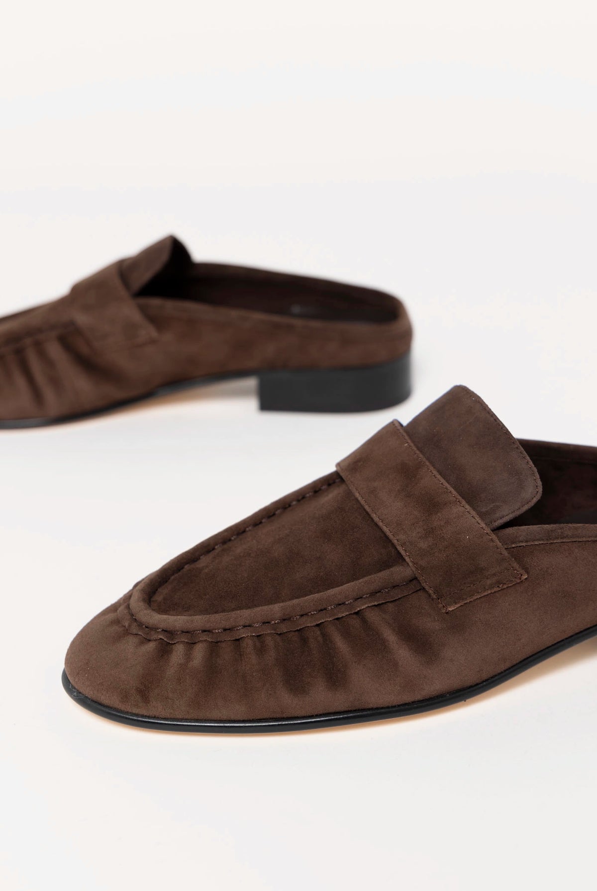 swatch_Espresso Suede tony bianco glacier ruched mule loafer