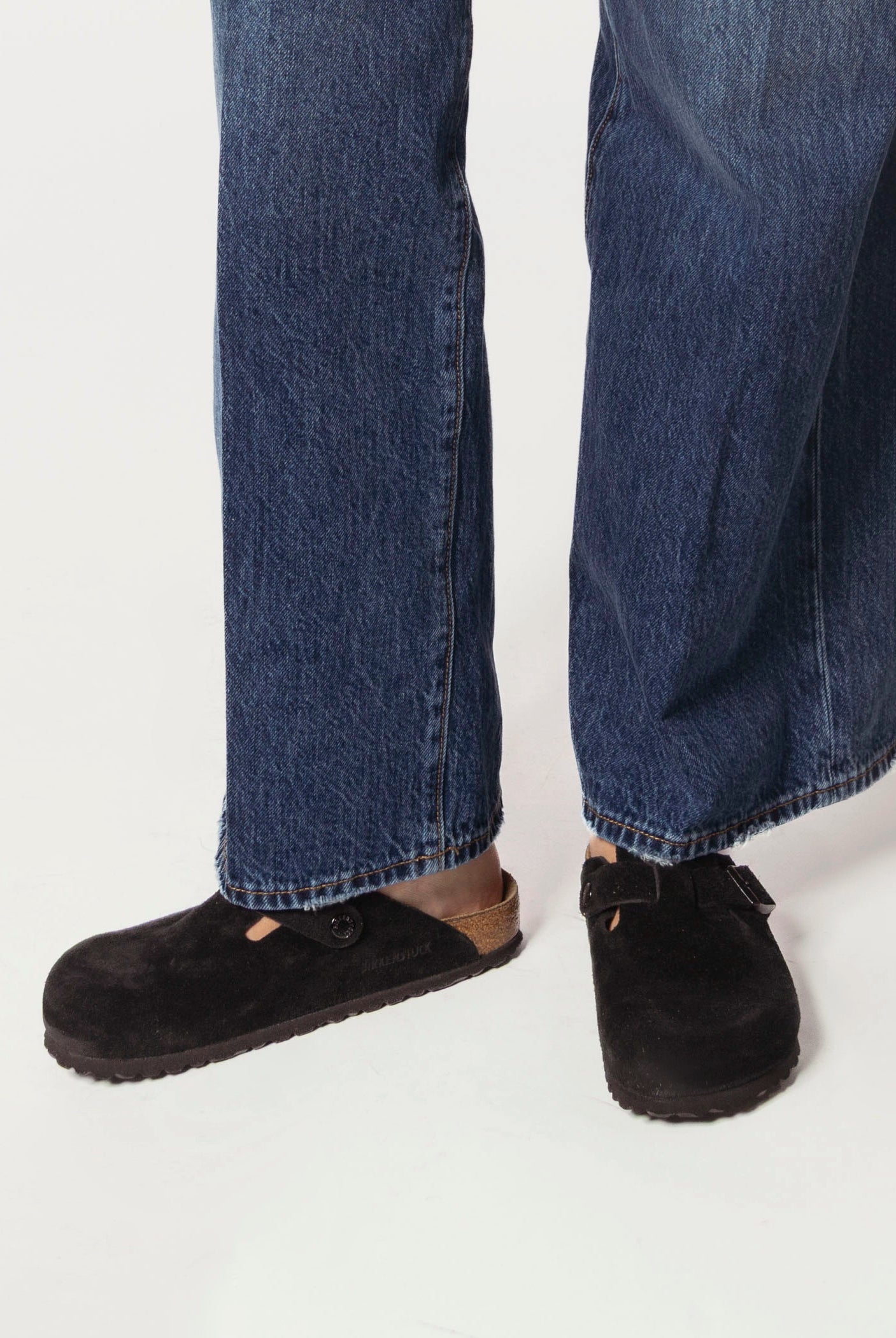 swatch_Black suede boston clog clogs