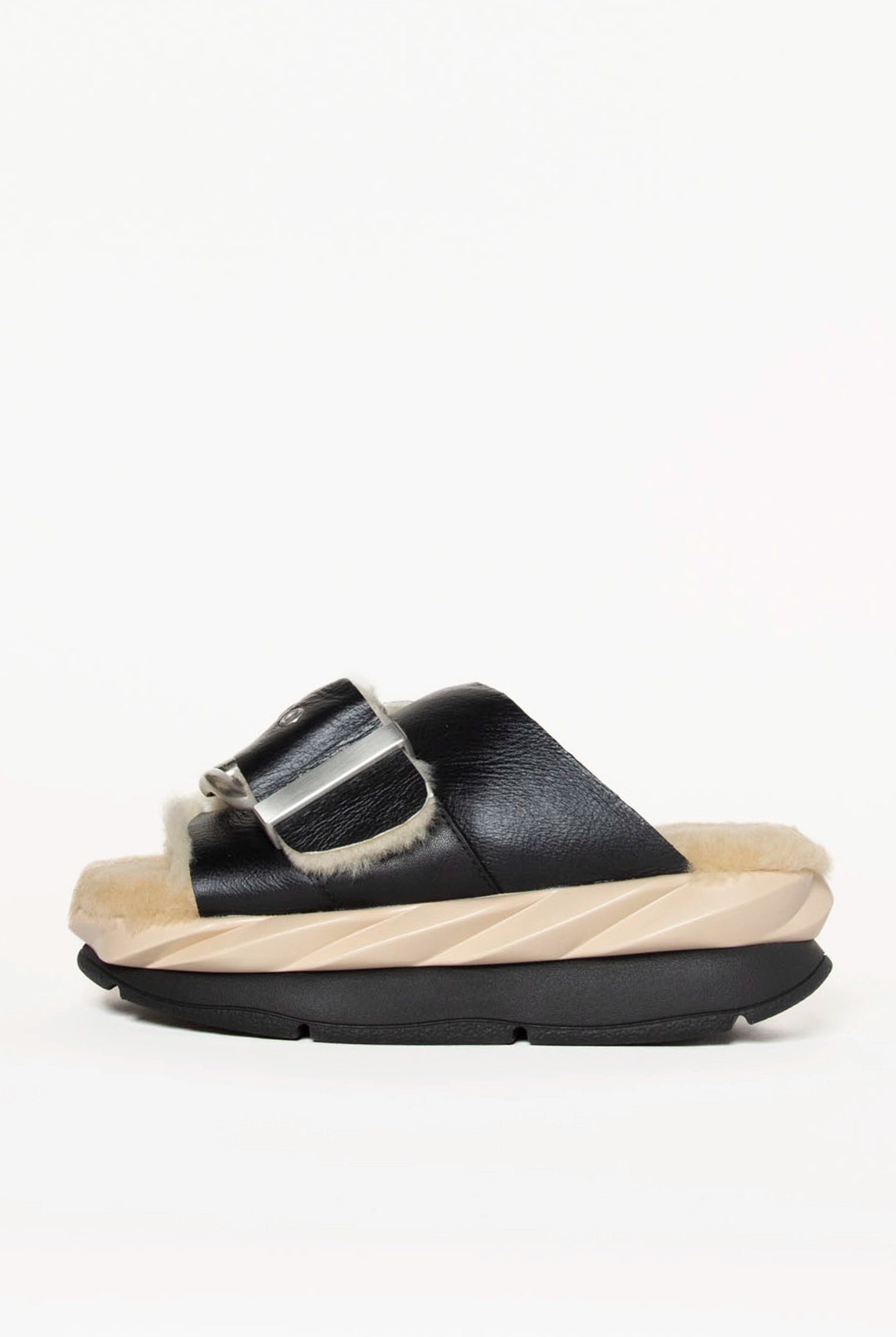 swatch_Oreo mellow laze shearling slipper