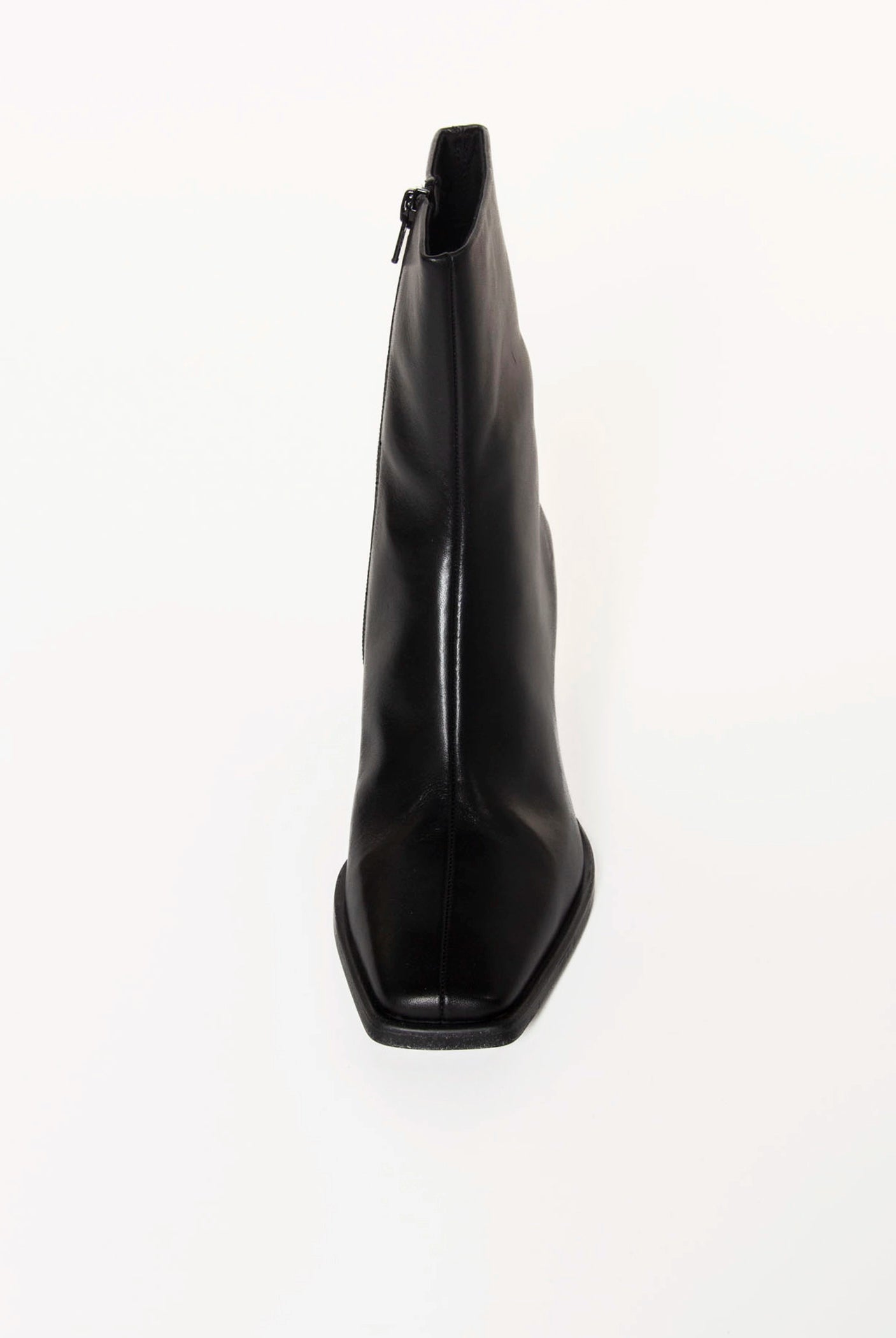 swatch_Black Leather hedda square toe boot boots