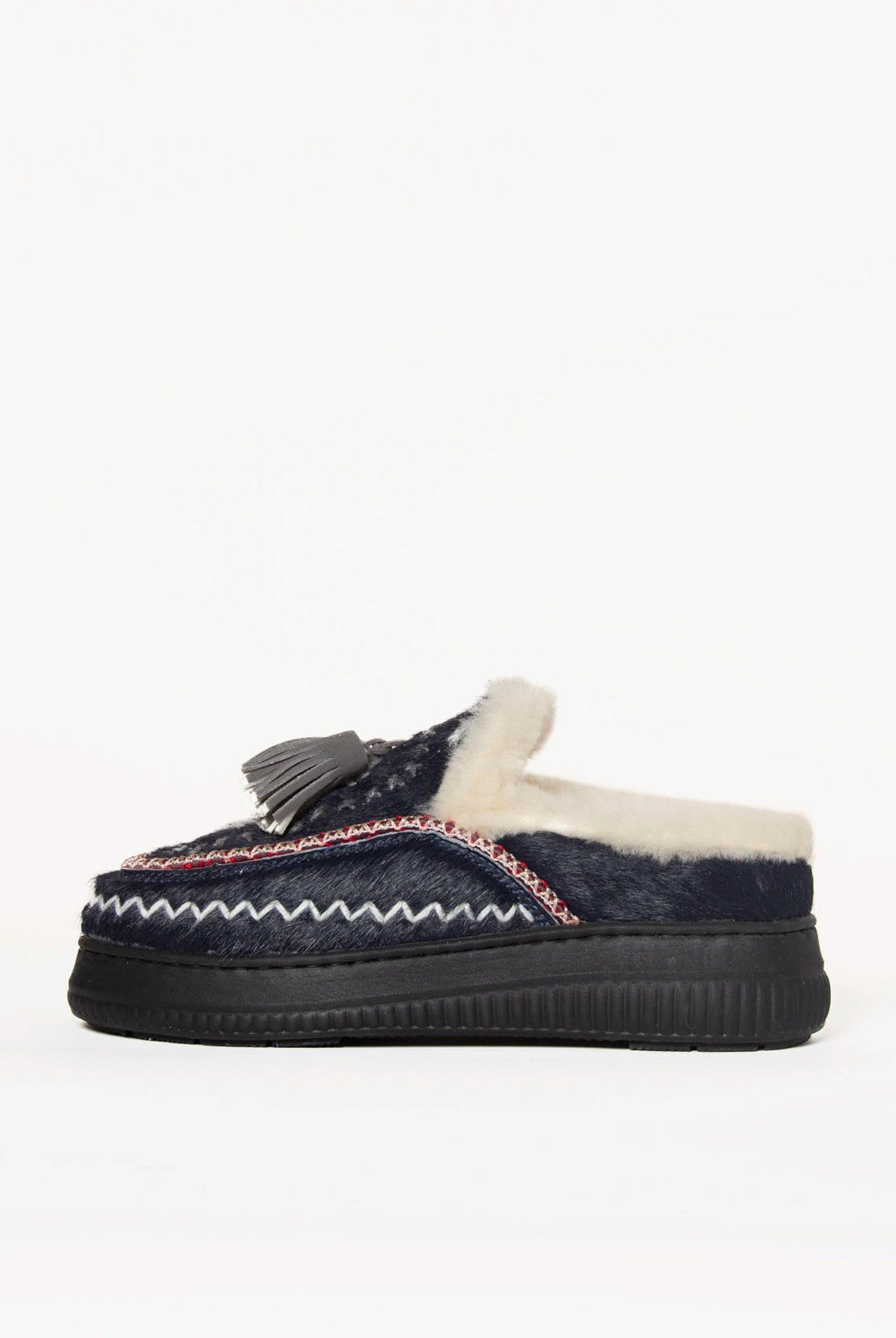 swatch_Navy shearling lined moccasin