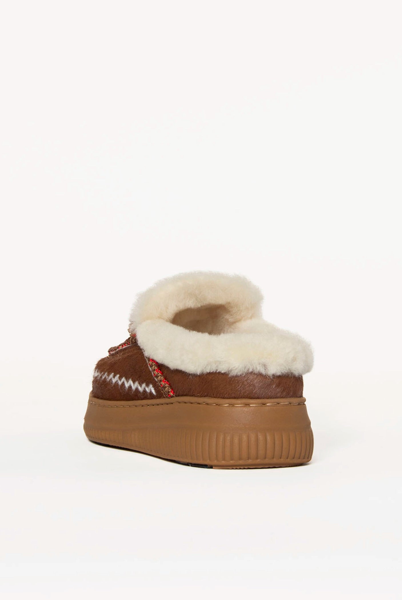 swatch_Camel shearling lined moccasin
